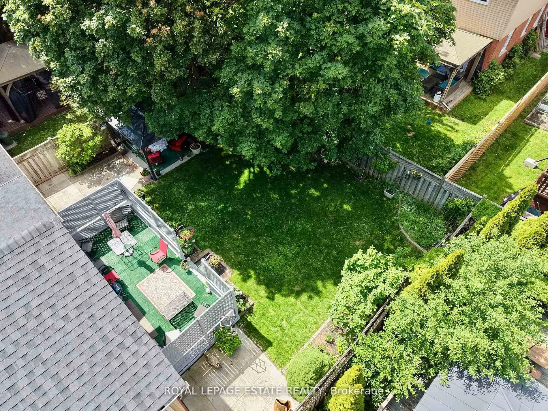 Photo 32 of 130 William Stephenson Drive, Whitby, Blue Grass Meadows — HOMEH