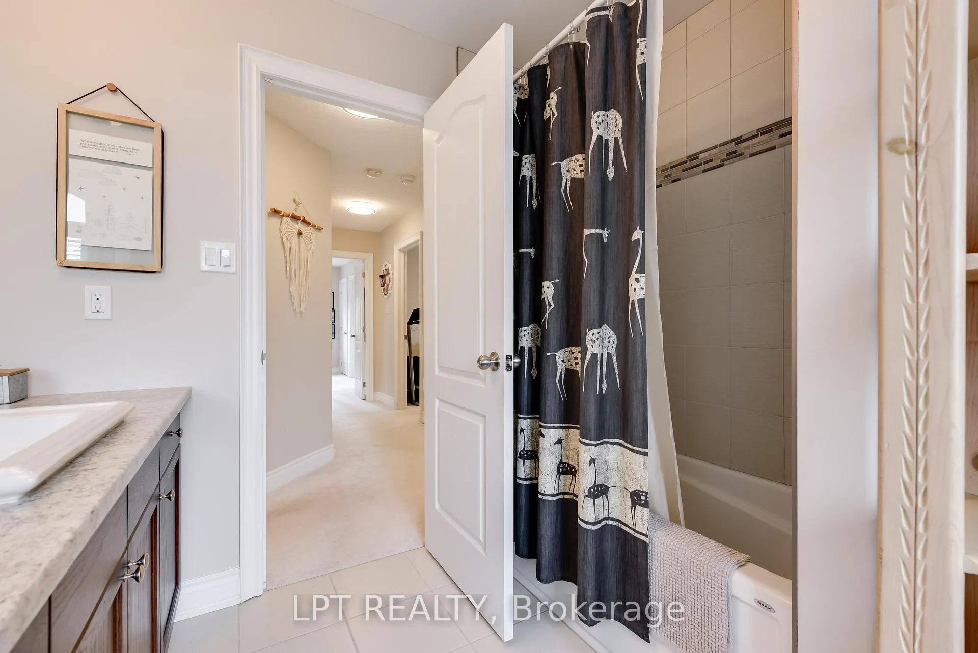 Photo 23 of 37 Wilson Street, Collingwood — HOMEH