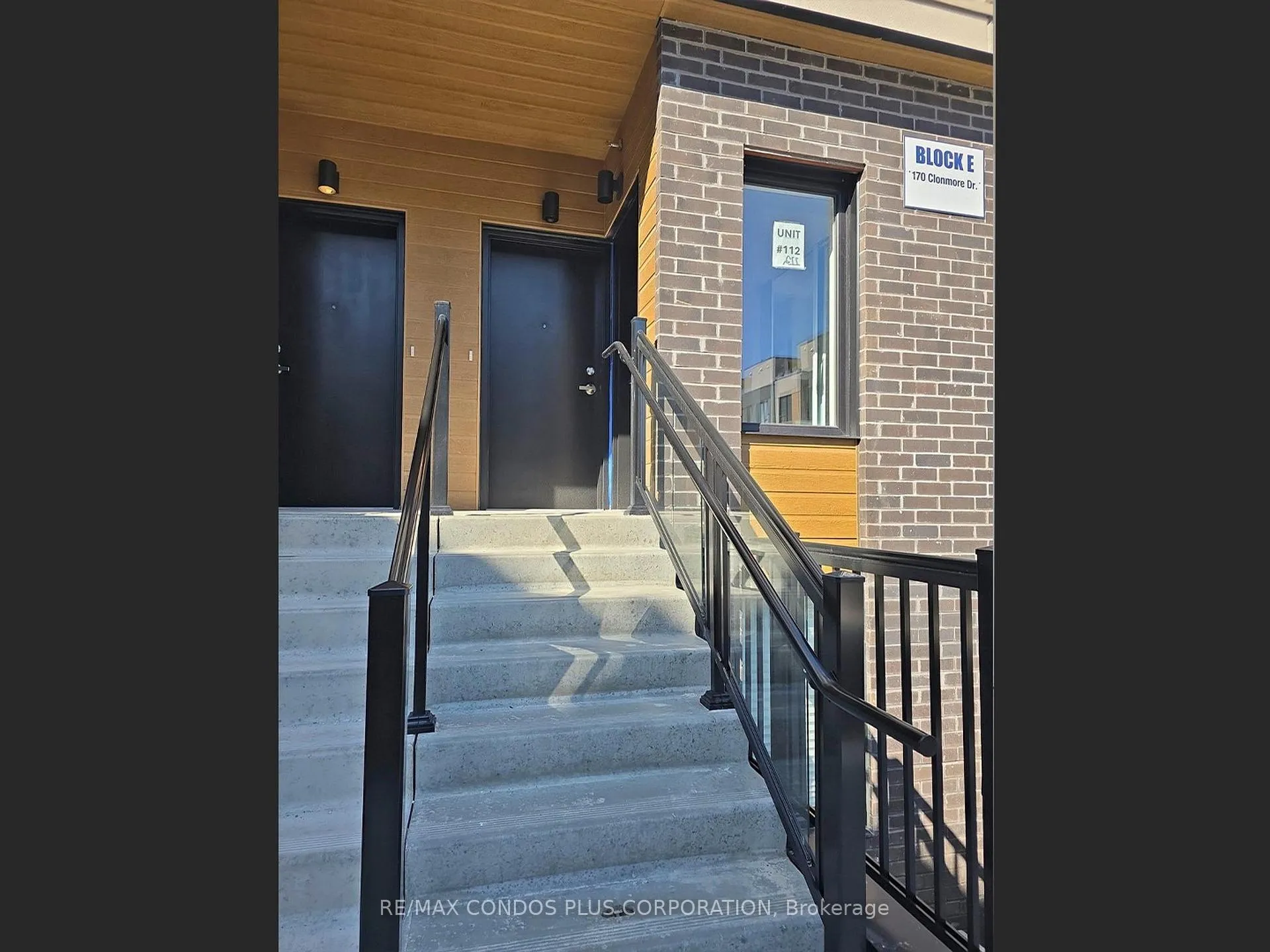 Front of Unit 5, 170 Clonmore Drive