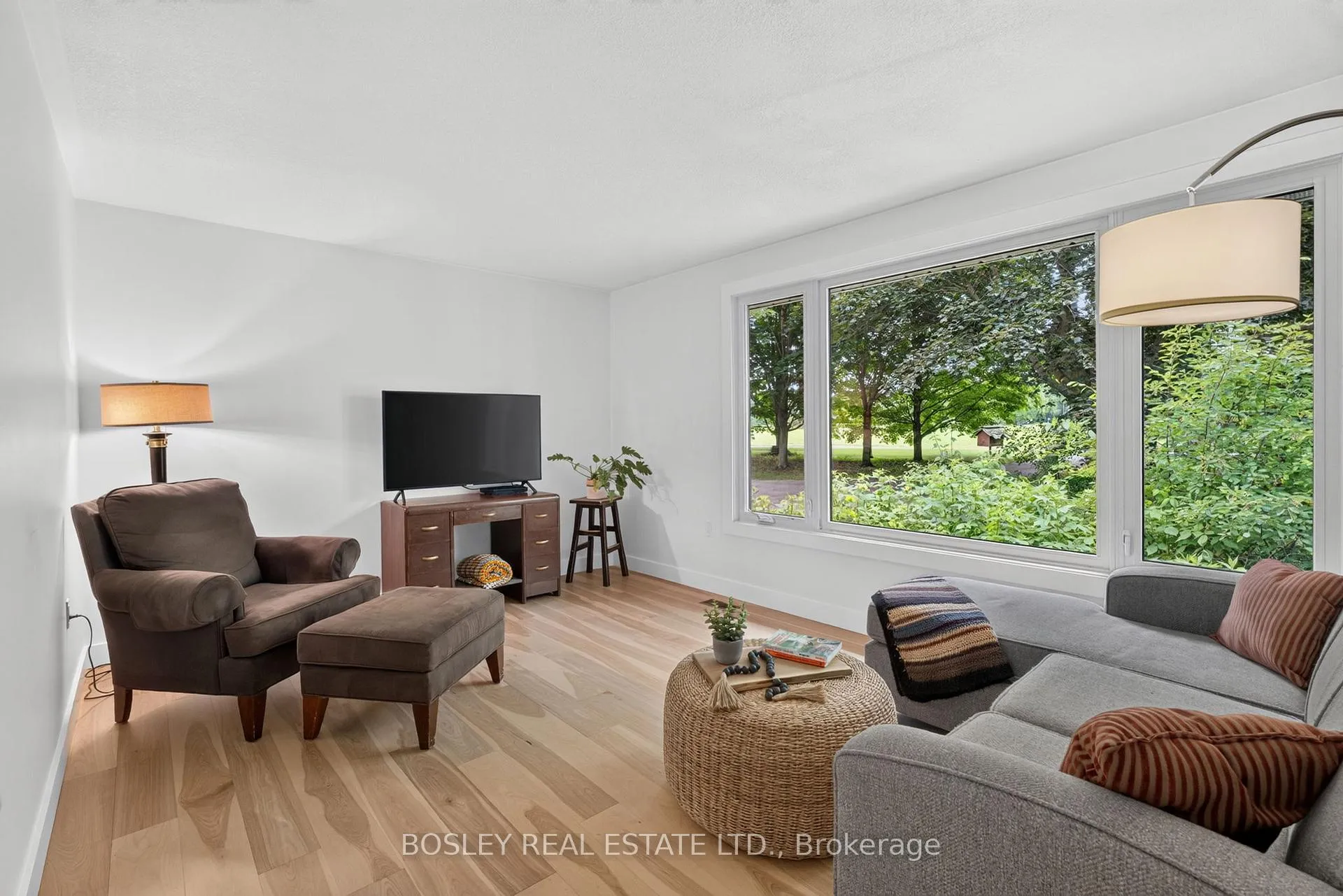 Photo 6 of 77446 Orchard Line, Central Huron, Goderich — HOMEH
