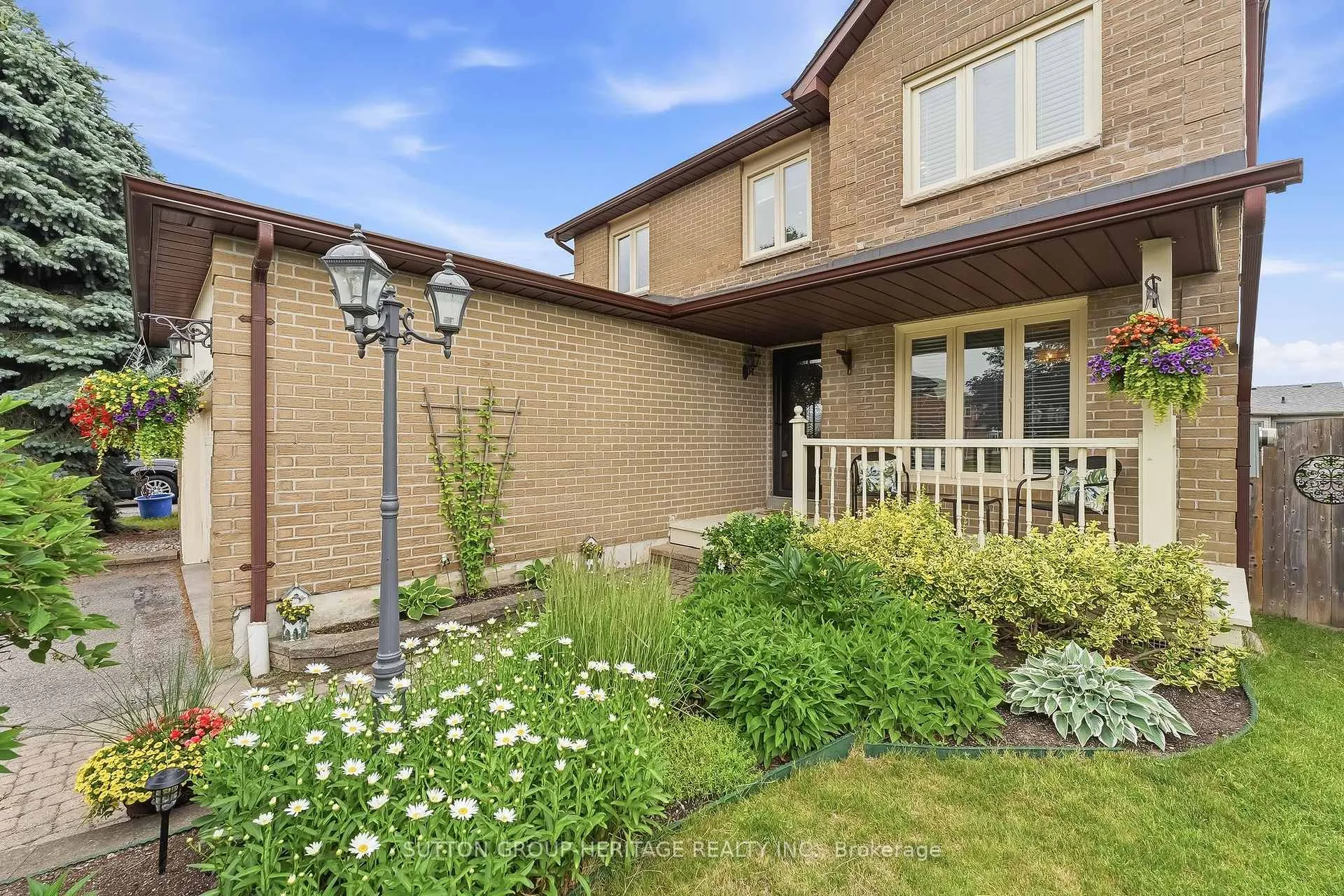Photo 3 of 42 Ritchie Avenue, Ajax, Central — HOMEH