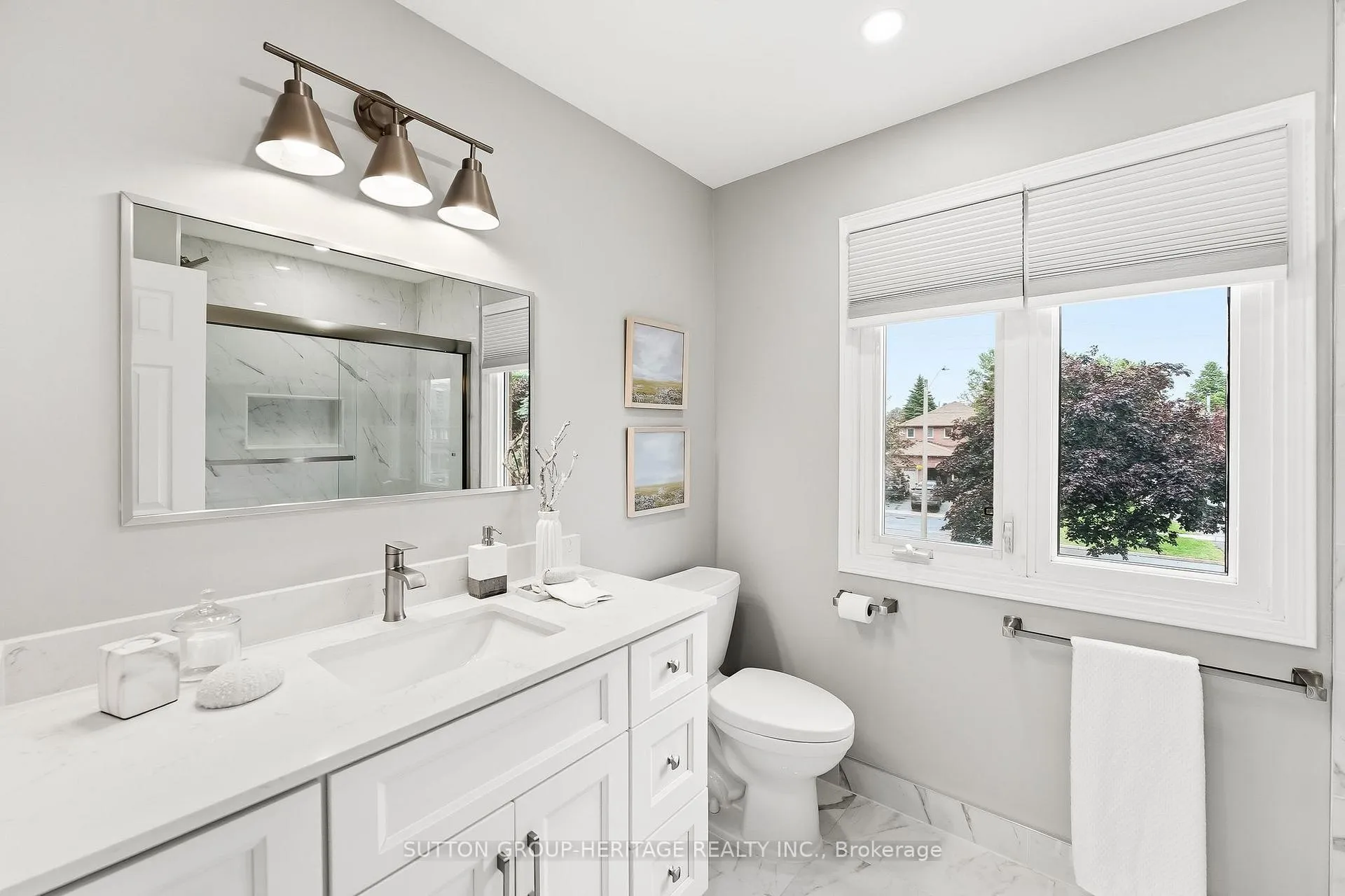Photo 33 of 42 Ritchie Avenue, Ajax, Central — HOMEH