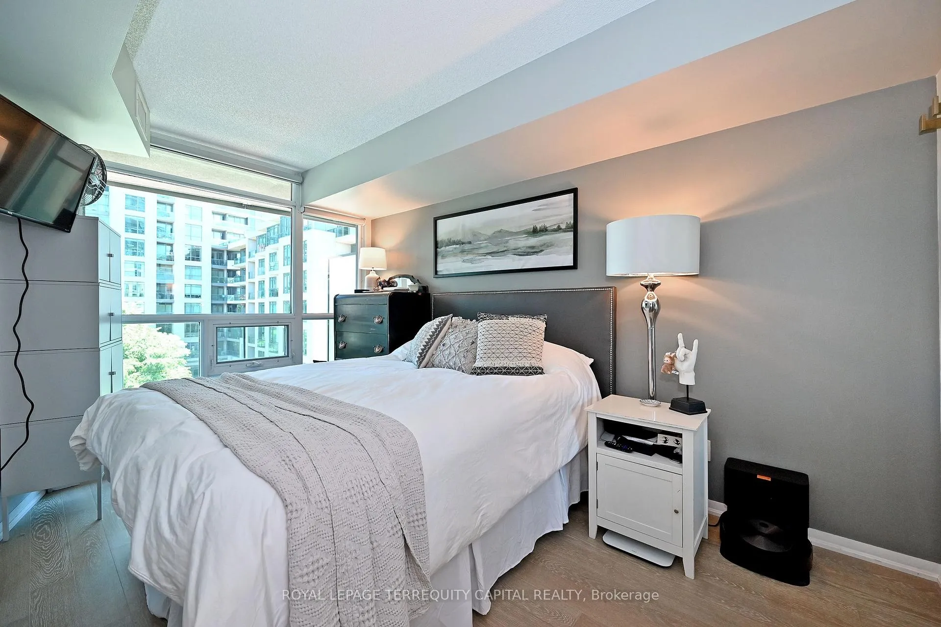 Photo 28 of Unit 405, 219 Fort York Boulevard, Toronto, Waterfront Communities — HOMEH