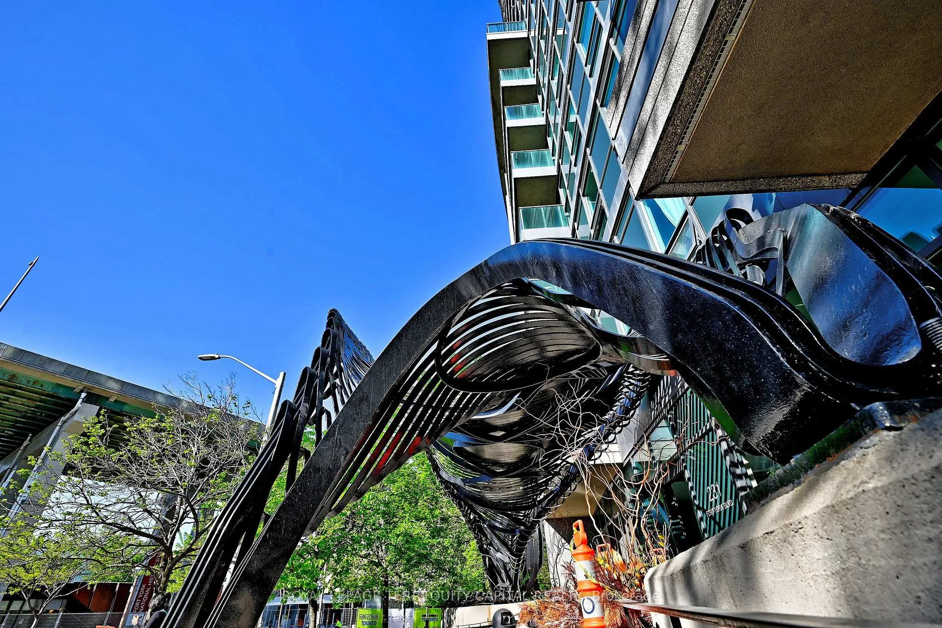 Photo 44 of Unit 405, 219 Fort York Boulevard, Toronto, Waterfront Communities — HOMEH