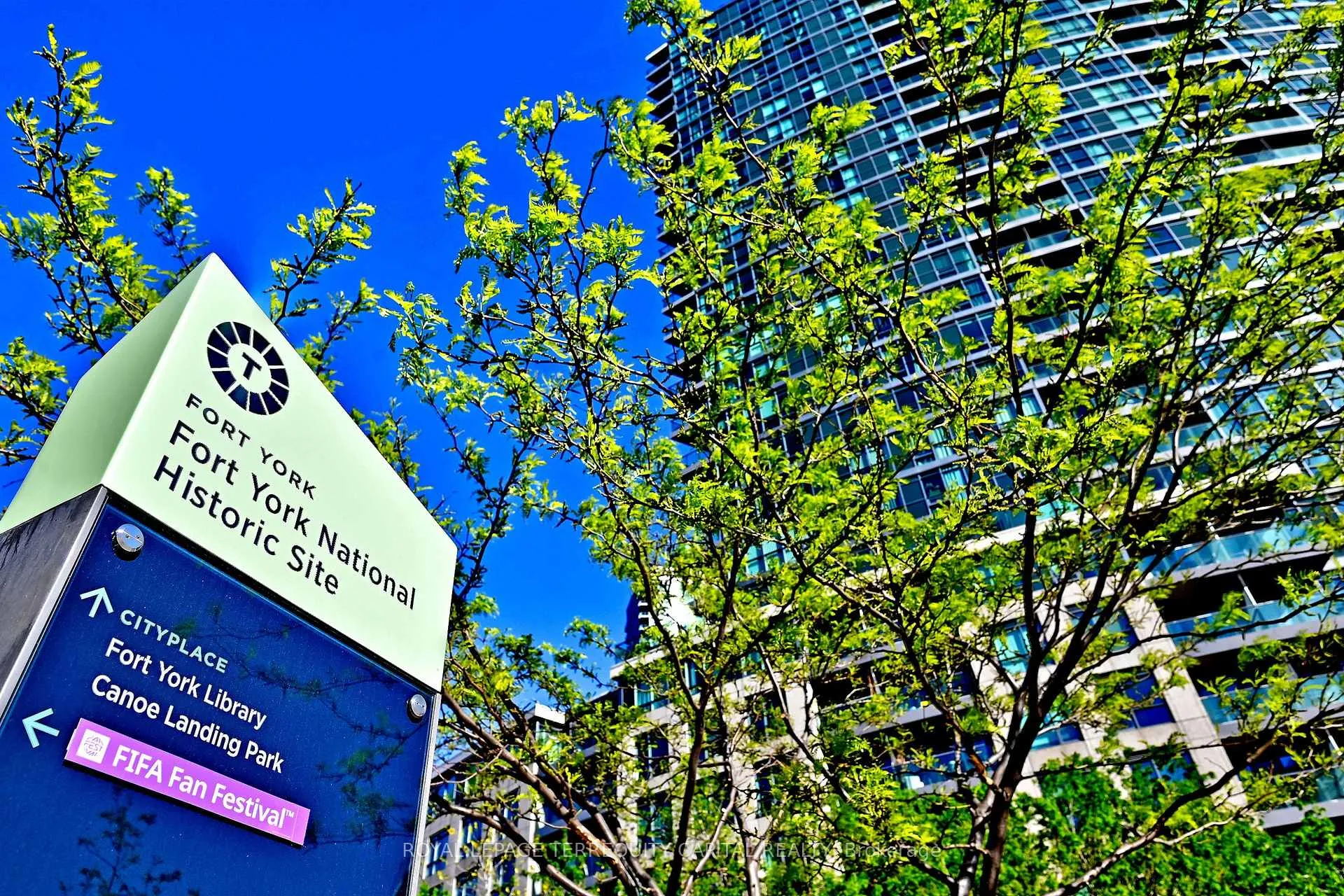 Photo 48 of Unit 405, 219 Fort York Boulevard, Toronto, Waterfront Communities — HOMEH