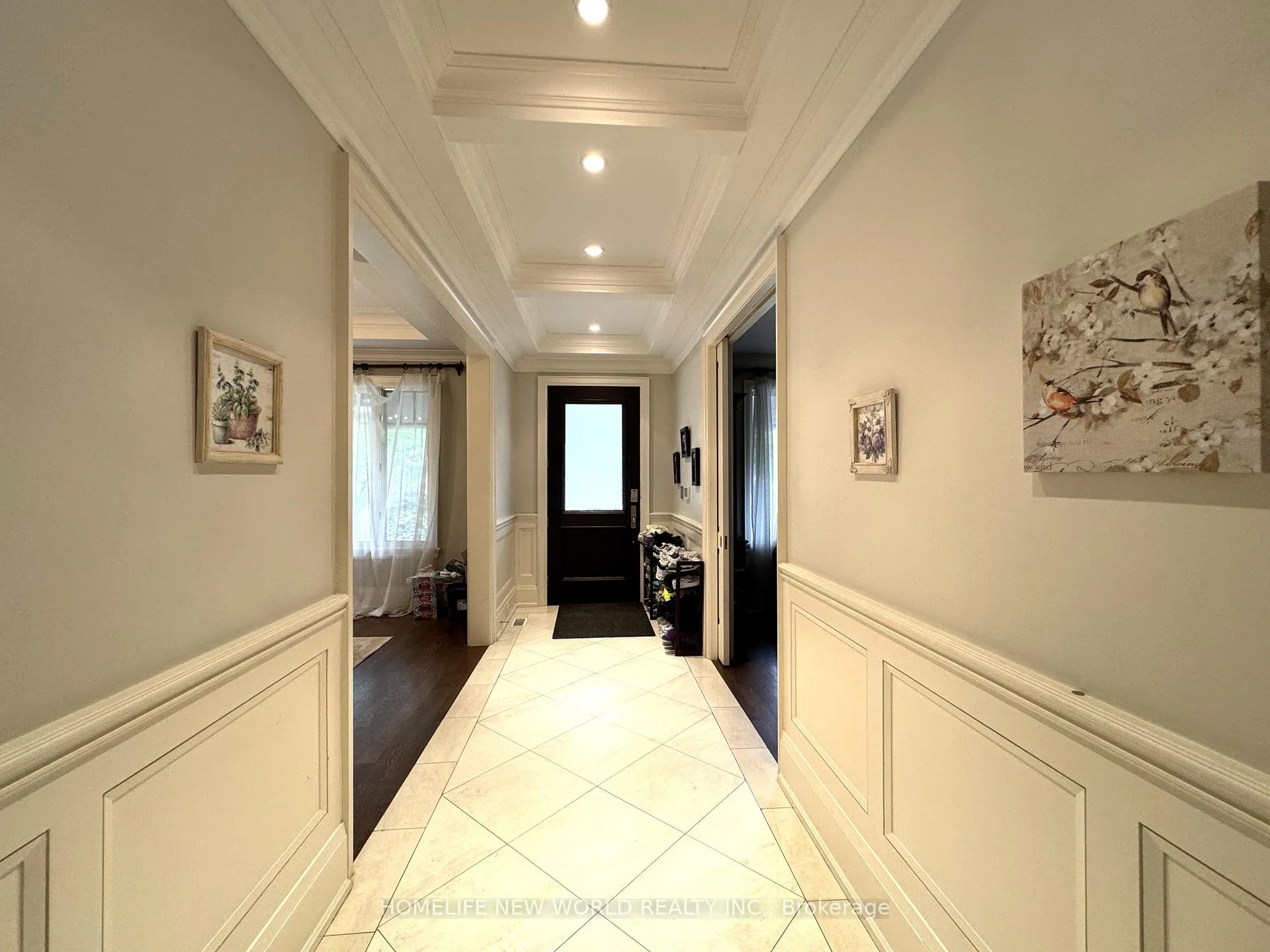 Photo 5 of 64 Montressor Drive, North York, St. Andrew-Windfields — HOMEH