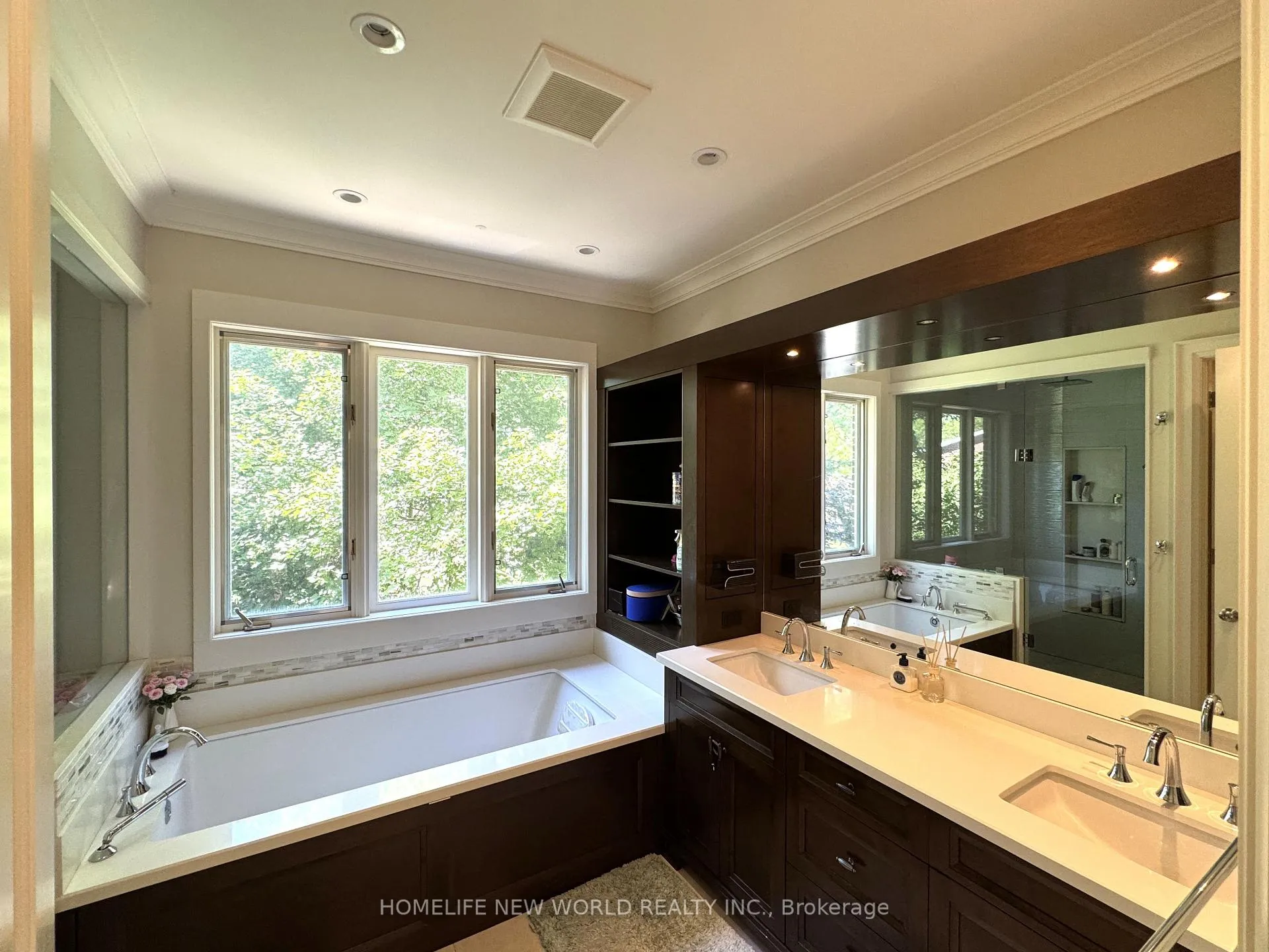 Photo 27 of 64 Montressor Drive, North York, St. Andrew-Windfields — HOMEH