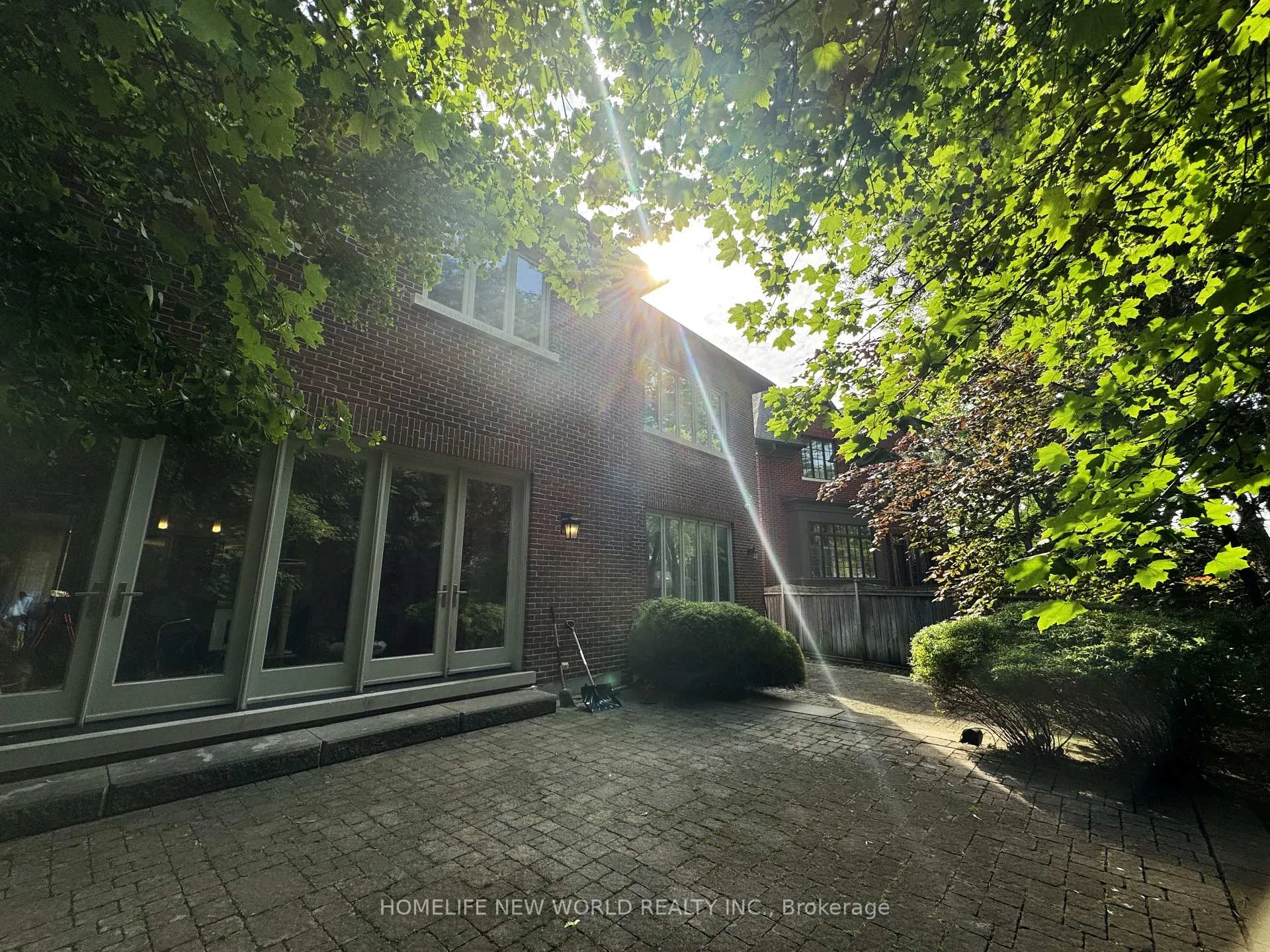 Photo 45 of 64 Montressor Drive, North York, St. Andrew-Windfields — HOMEH