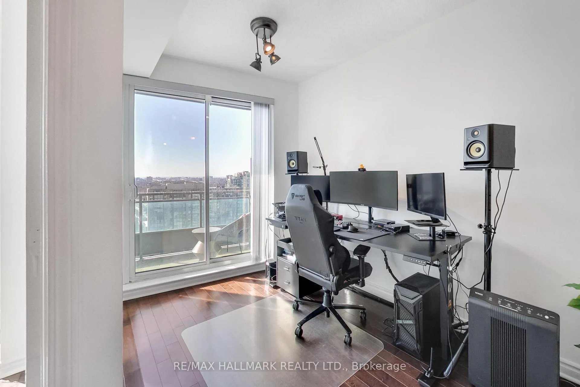 Photo 15 of Unit 2001, 60 Byng Avenue, North York, Willowdale East — HOMEH