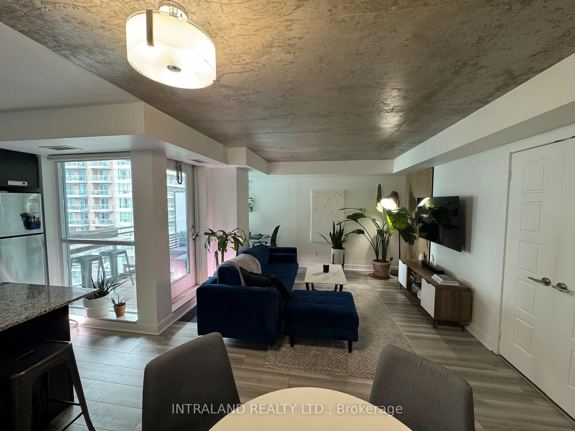 Photo 6 of Unit 1411, 100 Western Battery Road, Toronto, Niagara — HOMEH