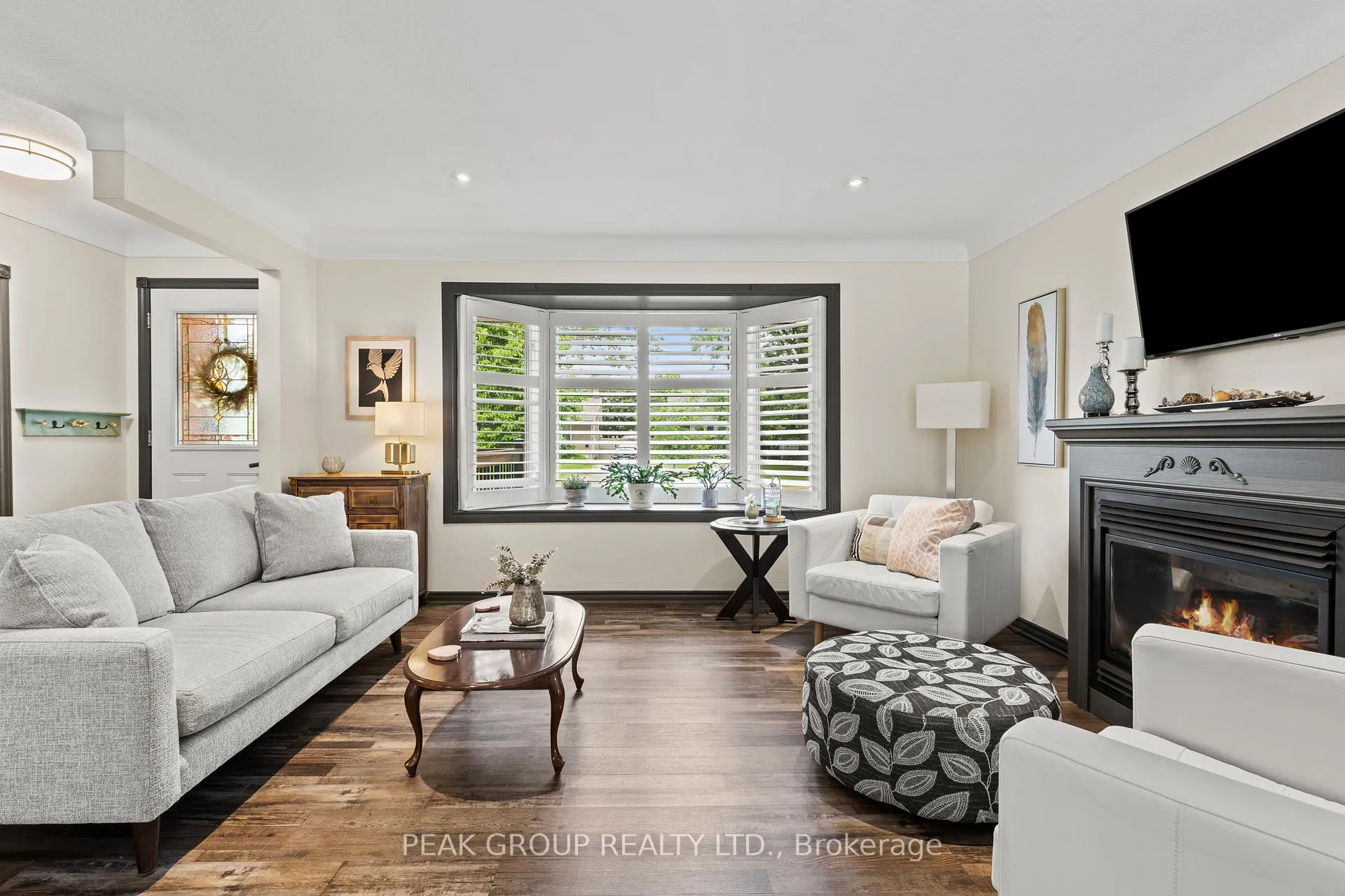 Photo 7 of 8 Roxanne Drive, St. Catharines, Bunting/Linwell — HOMEH