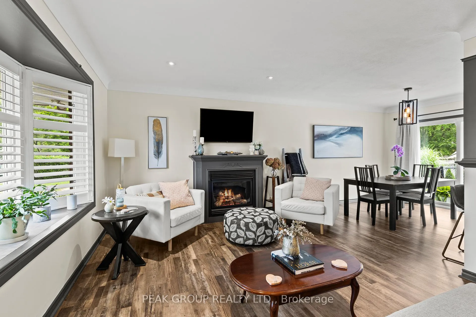 Photo 9 of 8 Roxanne Drive, St. Catharines, Bunting/Linwell — HOMEH