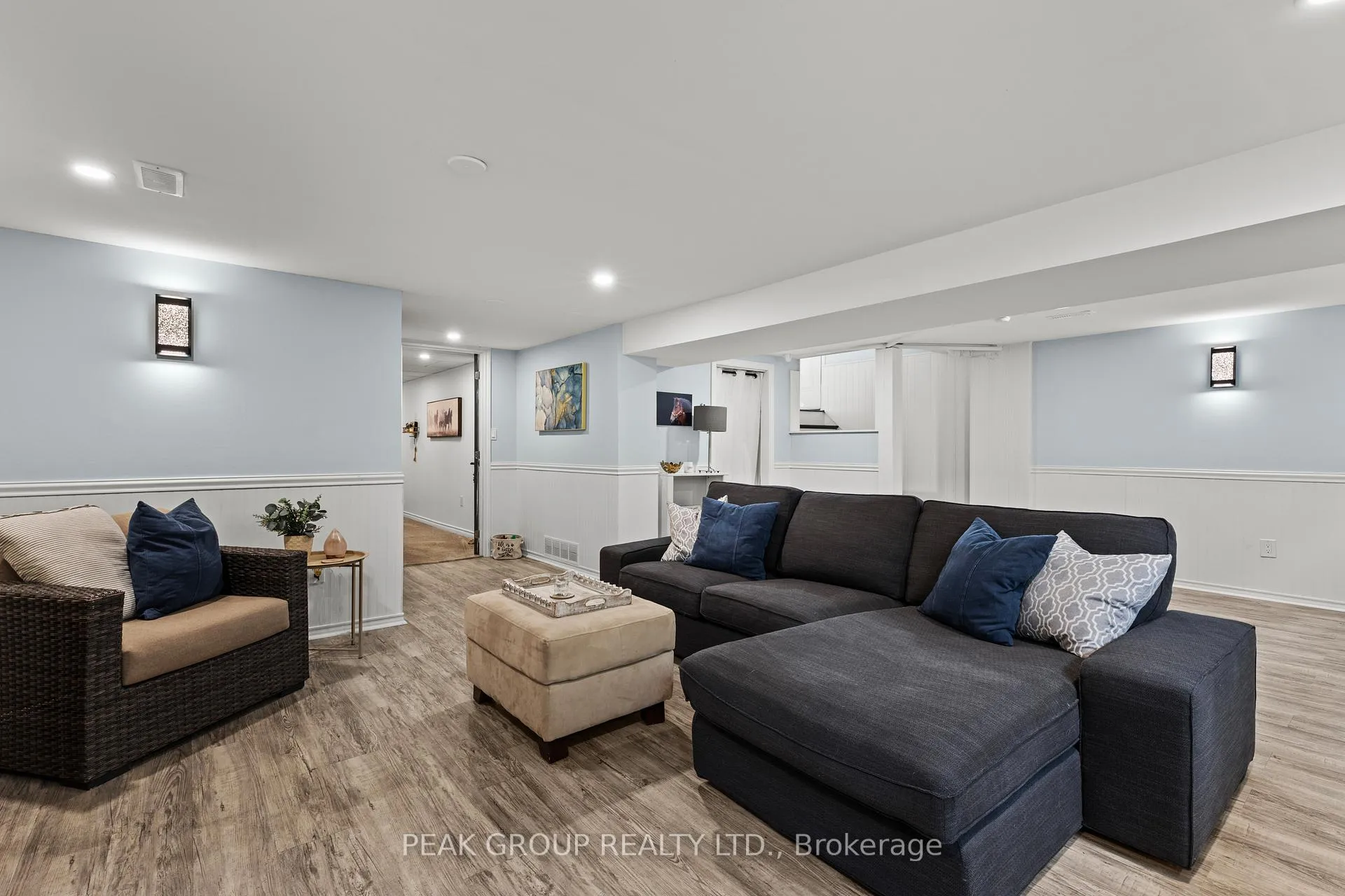 Photo 29 of 8 Roxanne Drive, St. Catharines, Bunting/Linwell — HOMEH
