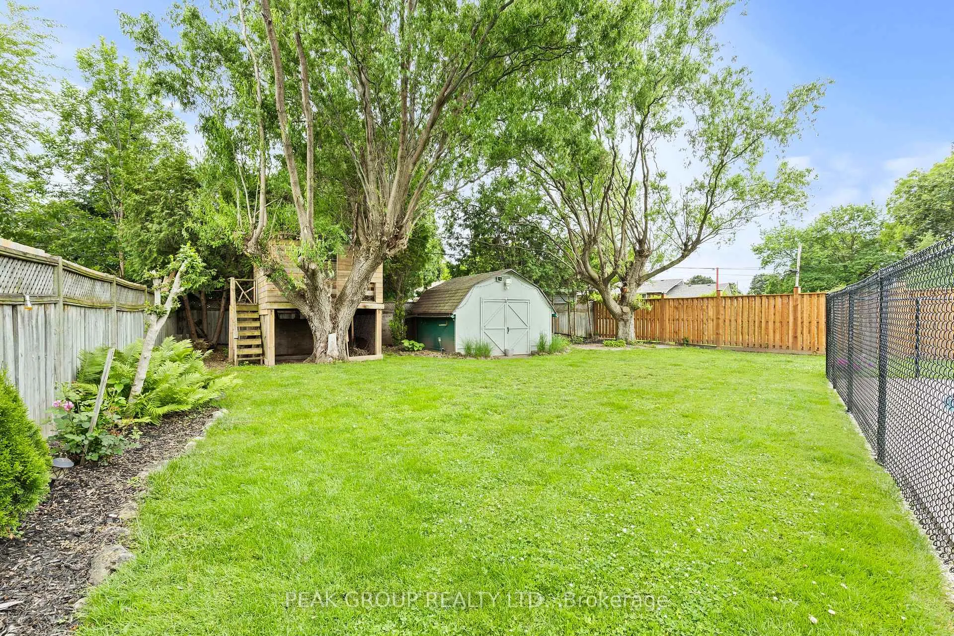 Photo 37 of 8 Roxanne Drive, St. Catharines, Bunting/Linwell — HOMEH