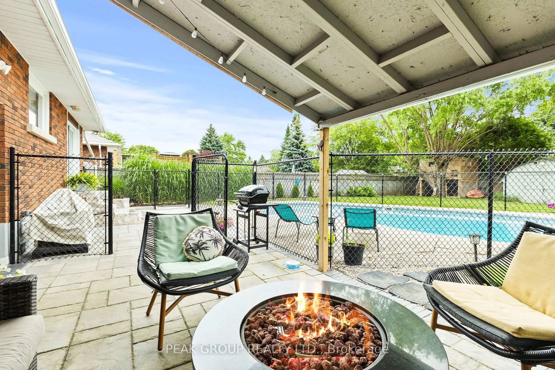 Photo 43 of 8 Roxanne Drive, St. Catharines, Bunting/Linwell — HOMEH