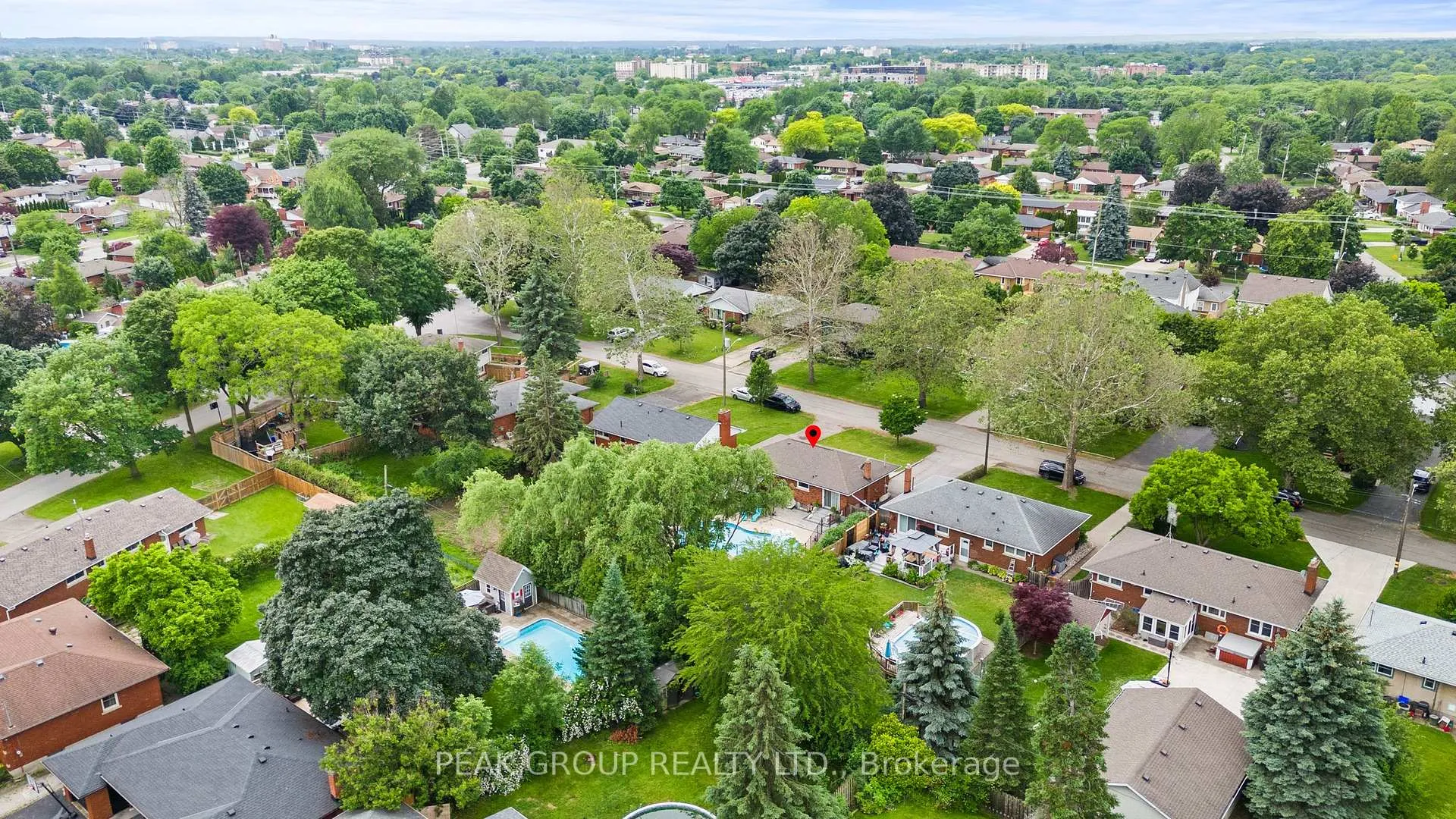 Photo 49 of 8 Roxanne Drive, St. Catharines, Bunting/Linwell — HOMEH