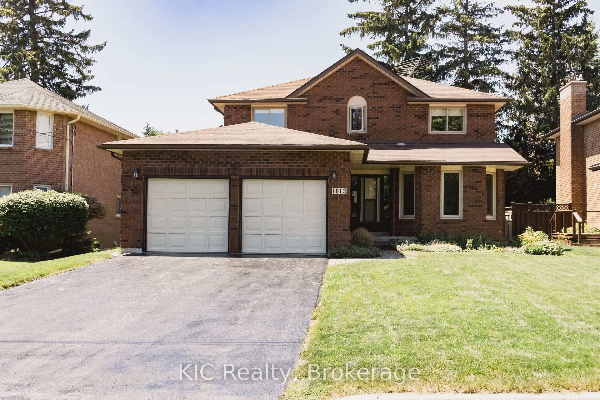Photo 1 of 1013 Booth Street, Cobourg — HOMEH