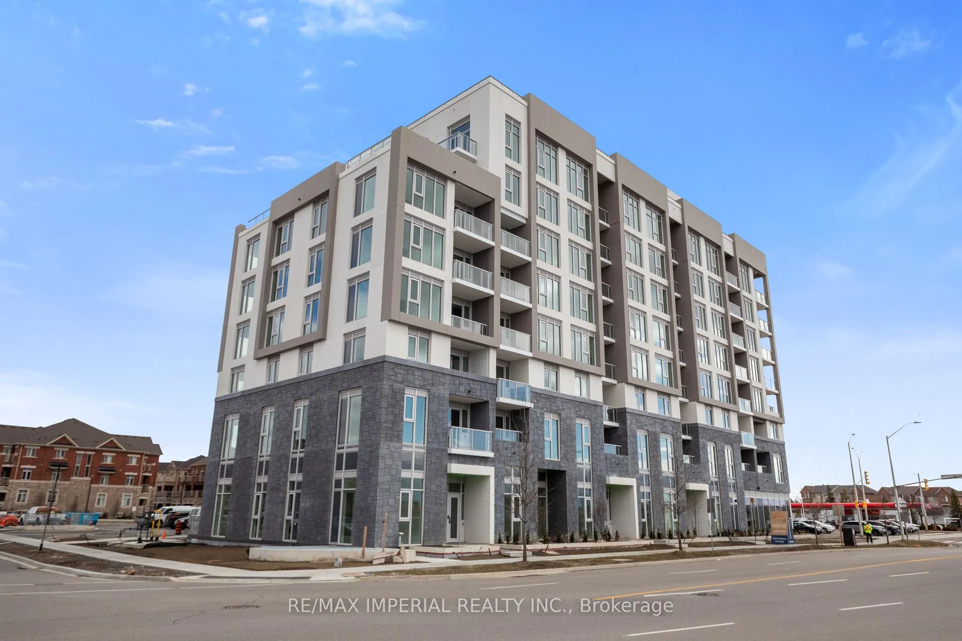 Photo 2 of Unit 423, 412 Silver Maple Road, Oakville, Joshua Meadows — HOMEH