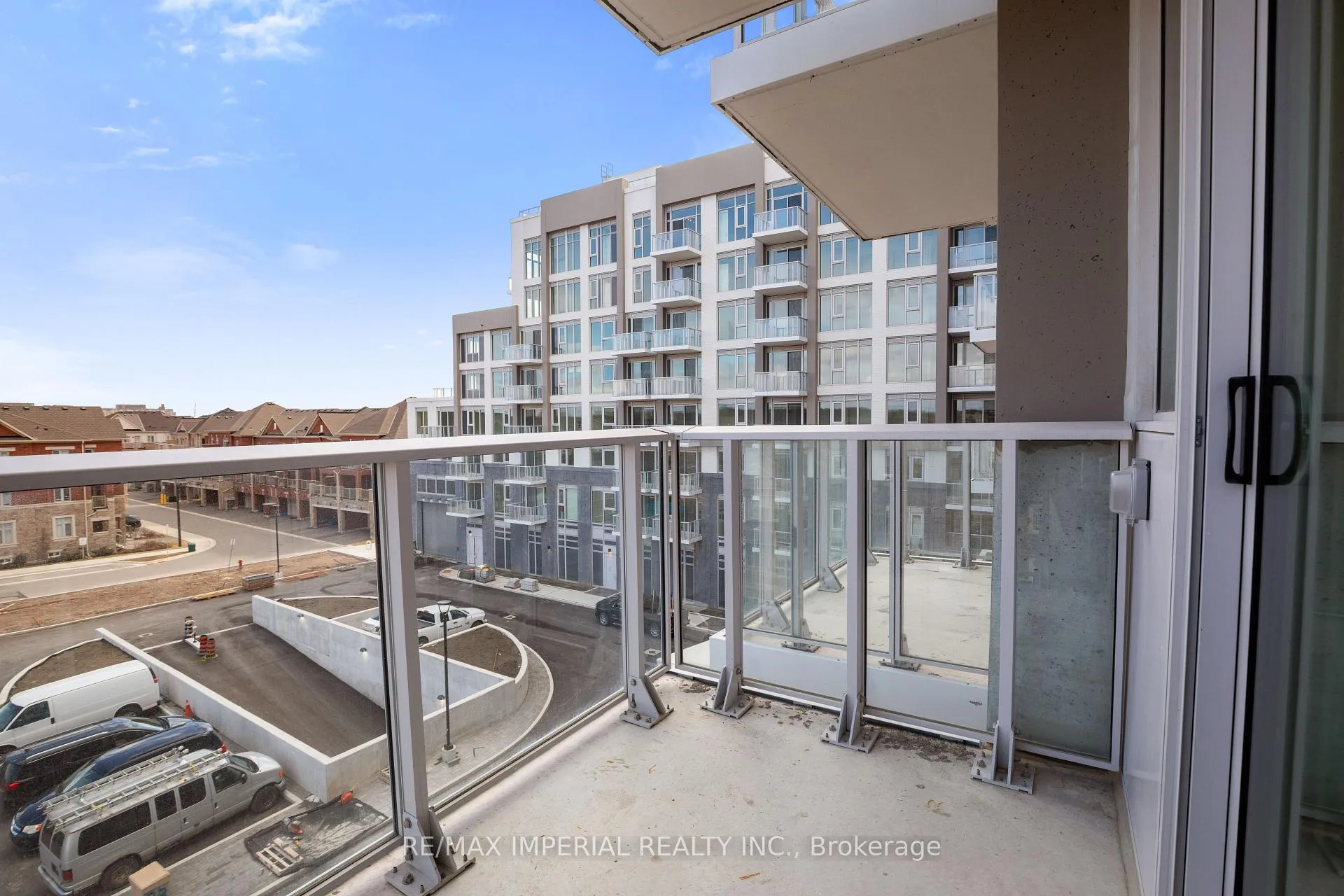 Photo 18 of Unit 423, 412 Silver Maple Road, Oakville, Joshua Meadows — HOMEH