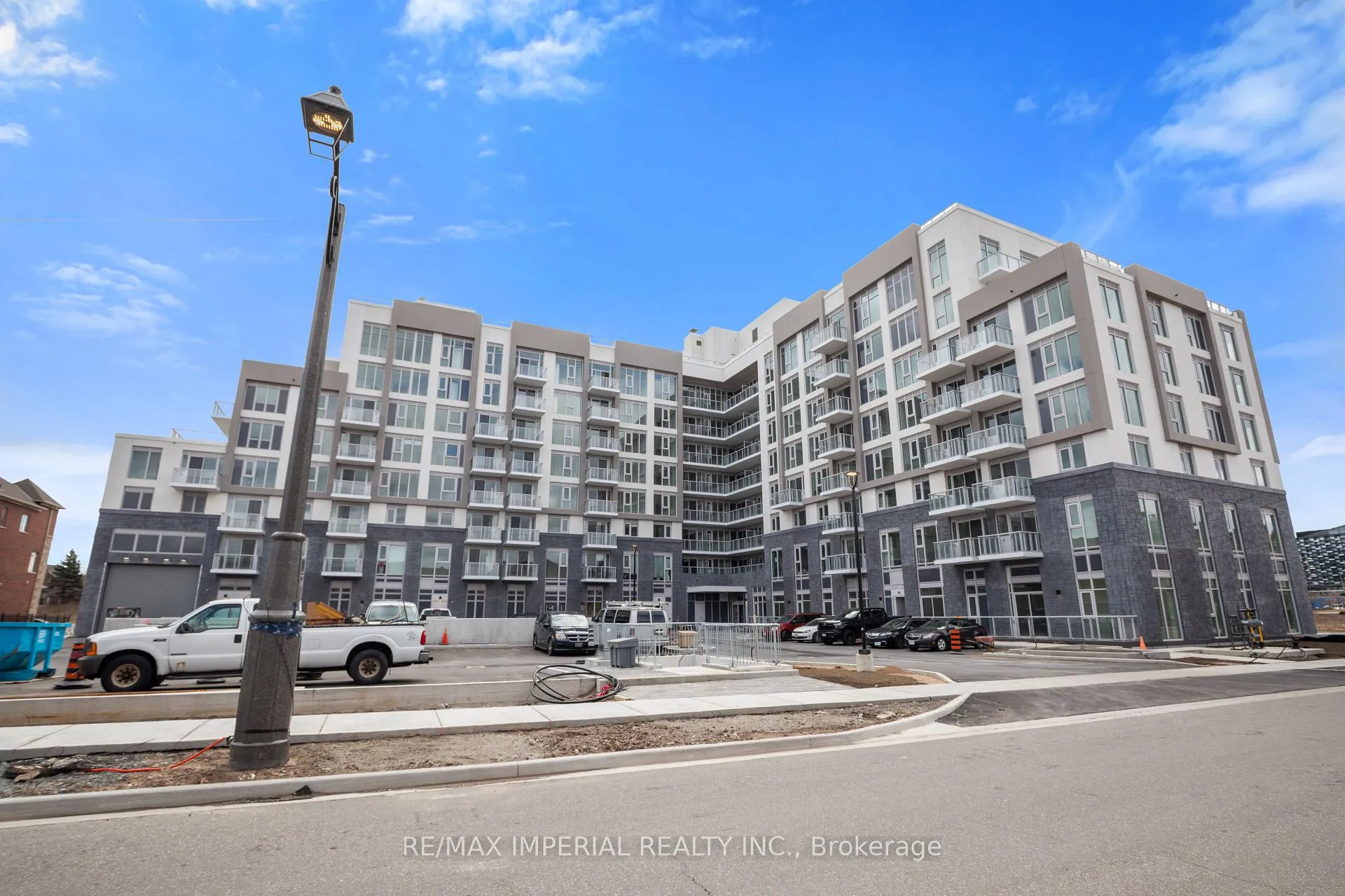 Photo 23 of Unit 423, 412 Silver Maple Road, Oakville, Joshua Meadows — HOMEH