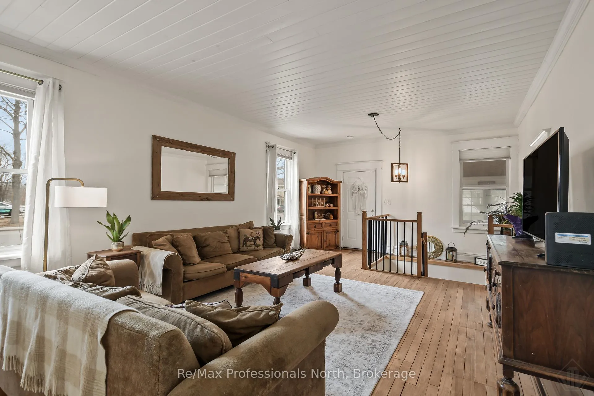 Photo 9 of 191 Phillip Street W, Gravenhurst, Muskoka (S) — HOMEH