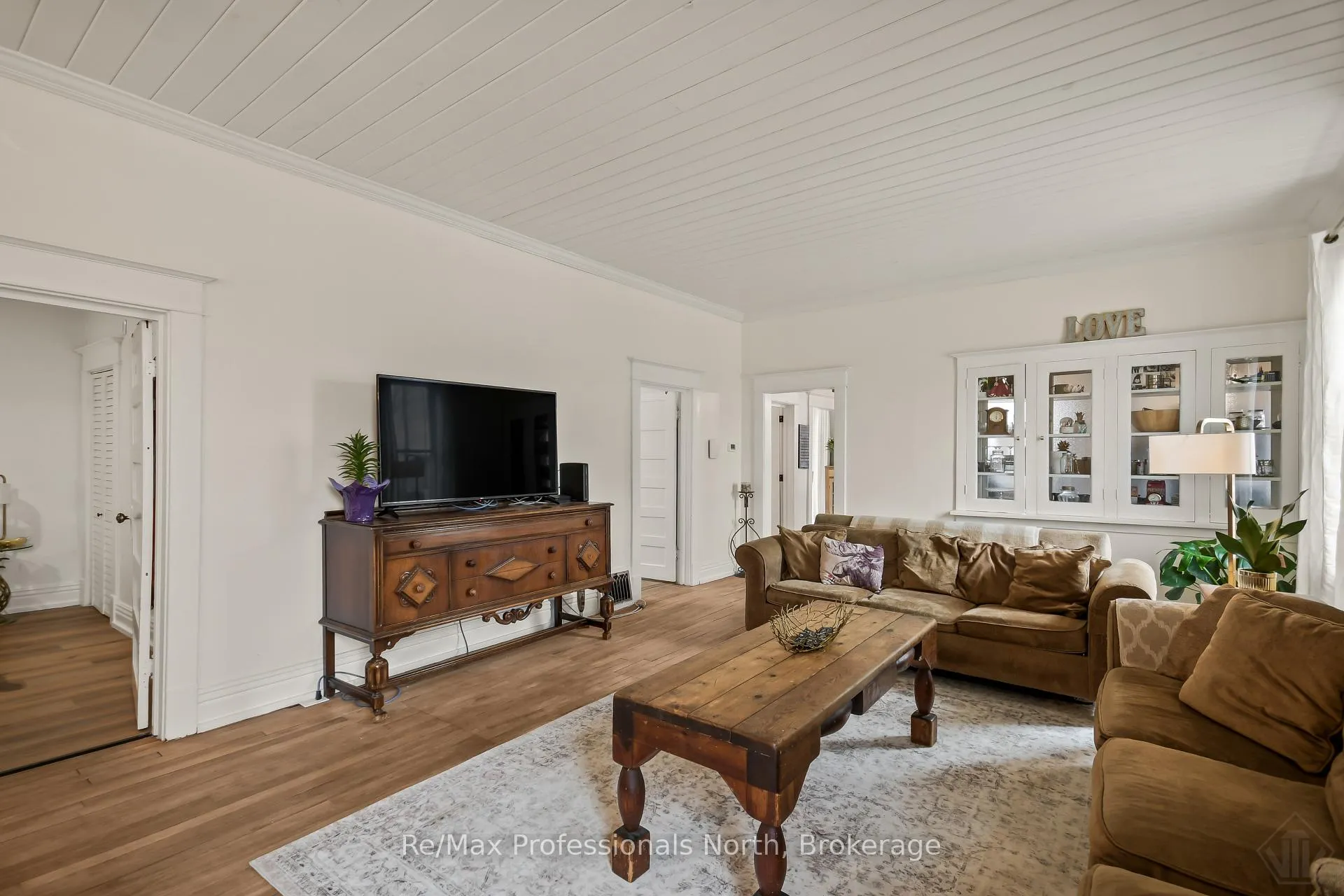 Photo 11 of 191 Phillip Street W, Gravenhurst, Muskoka (S) — HOMEH