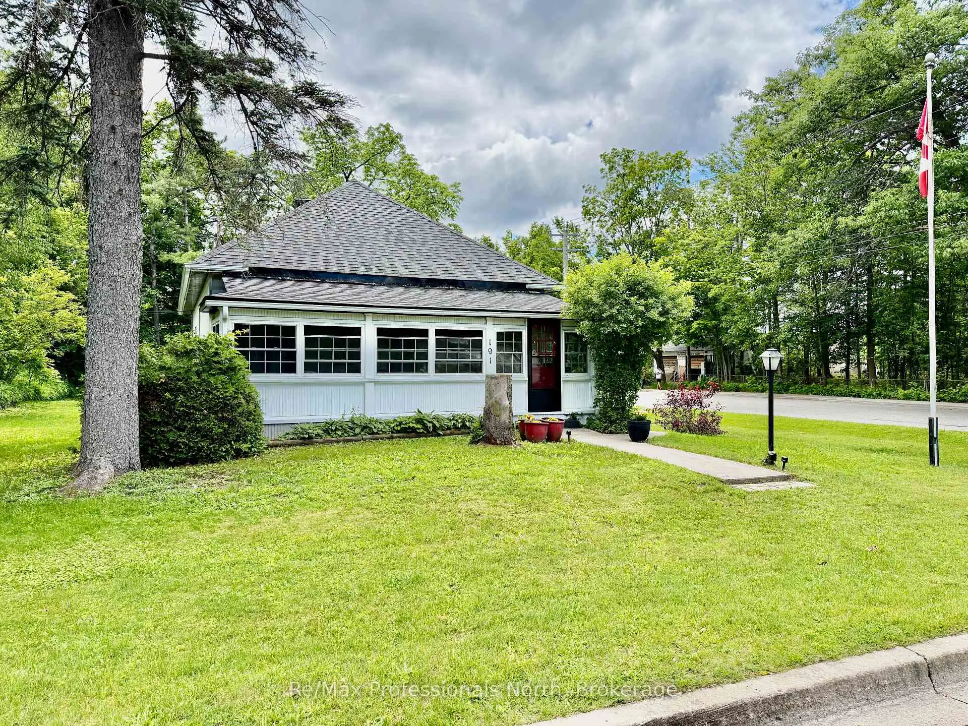 Photo 28 of 191 Phillip Street W, Gravenhurst, Muskoka (S) — HOMEH