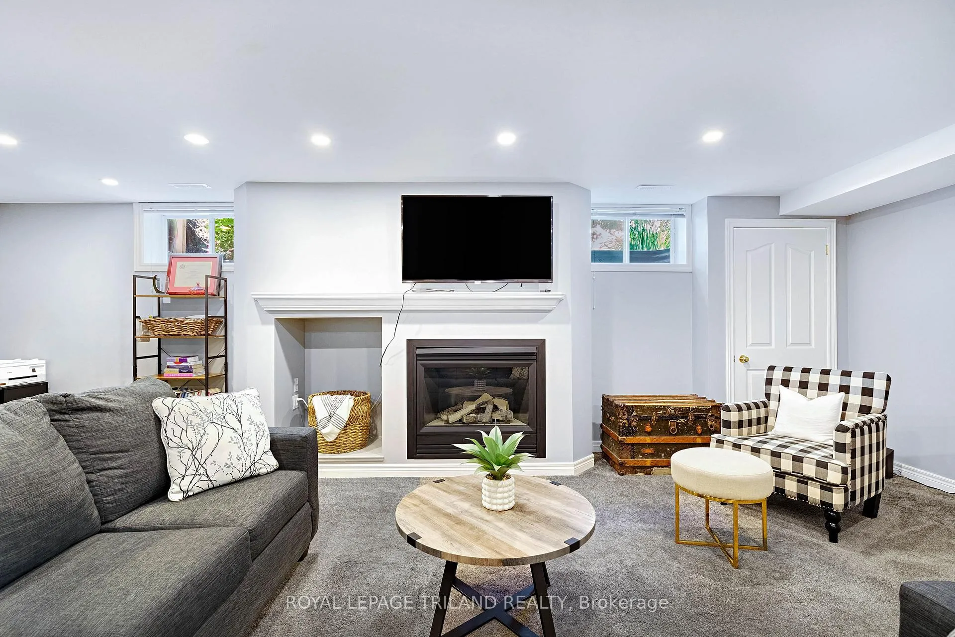 Photo 26 of 18 Sifton Drive, St. Thomas — HOMEH