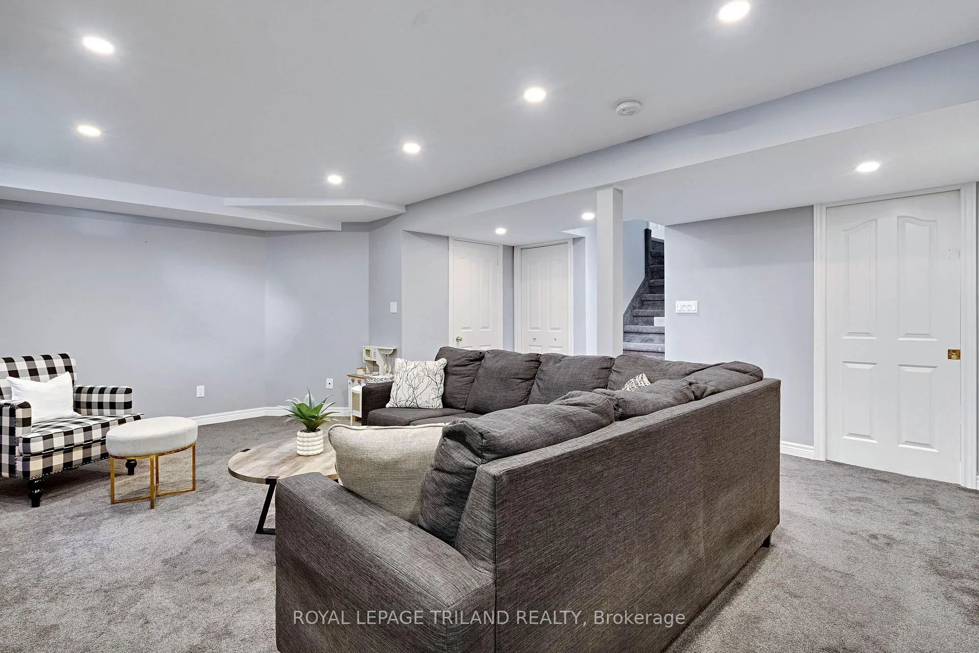 Photo 29 of 18 Sifton Drive, St. Thomas — HOMEH