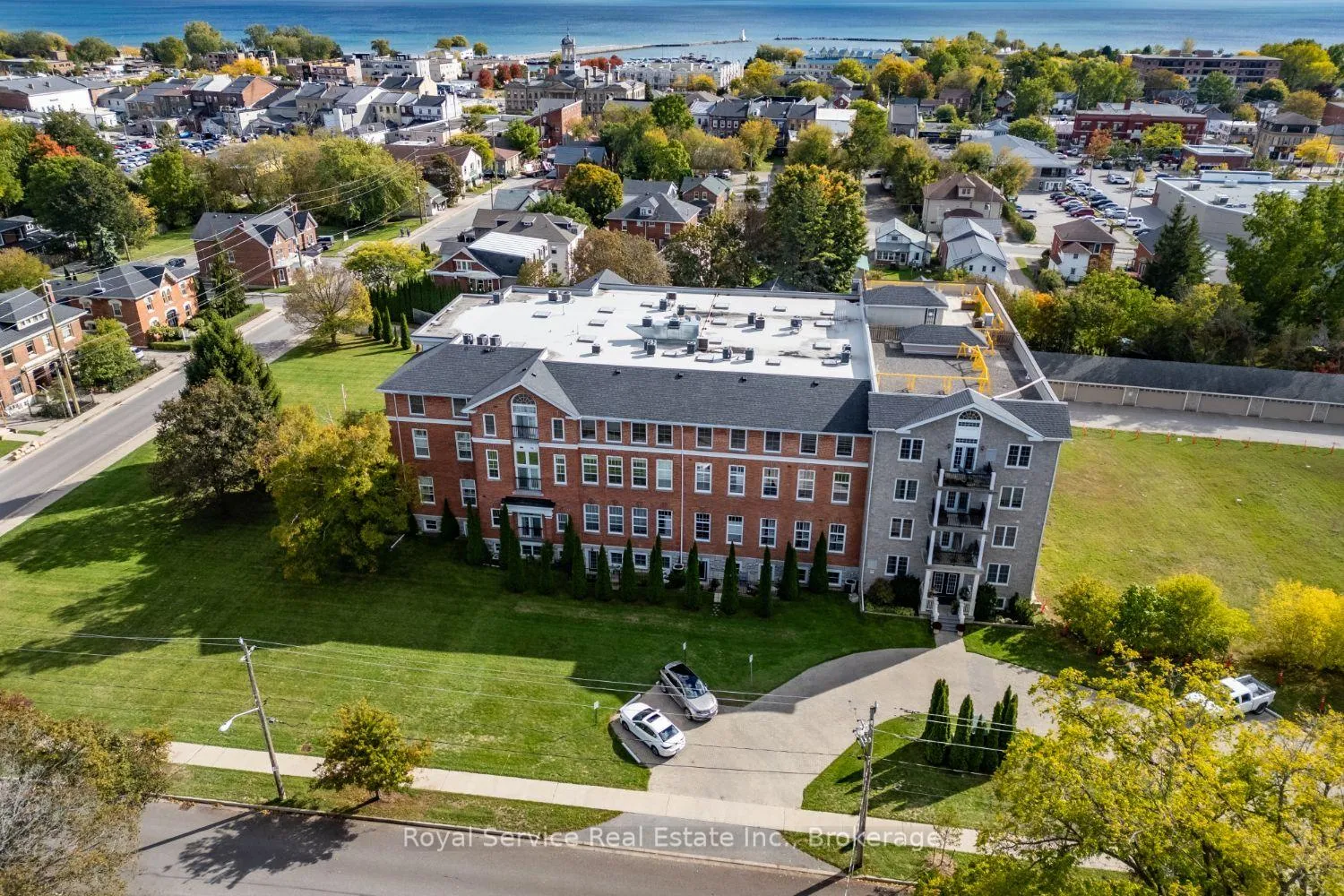 Photo 2 of Unit 103, 323 George Street, Cobourg — HOMEH