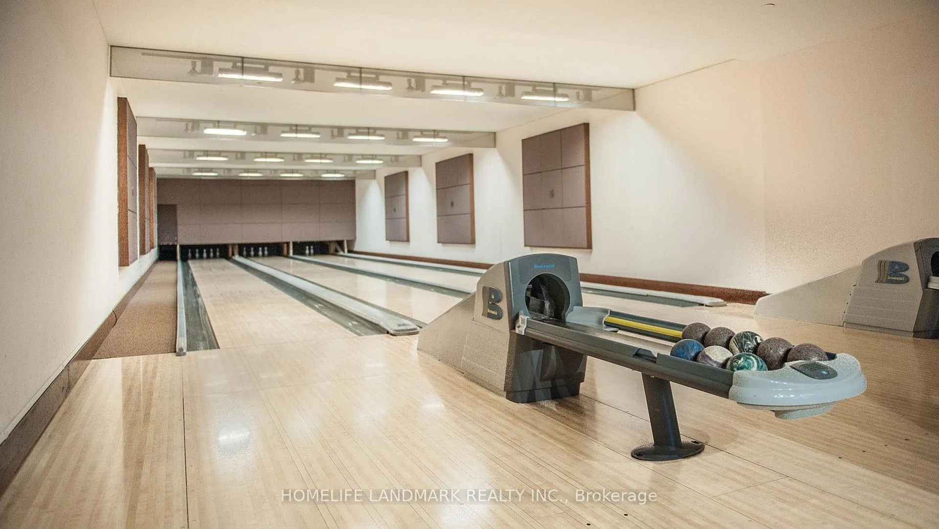 Photo 29 of Unit 809, 5 Northtown Way, North York, Willowdale East — HOMEH