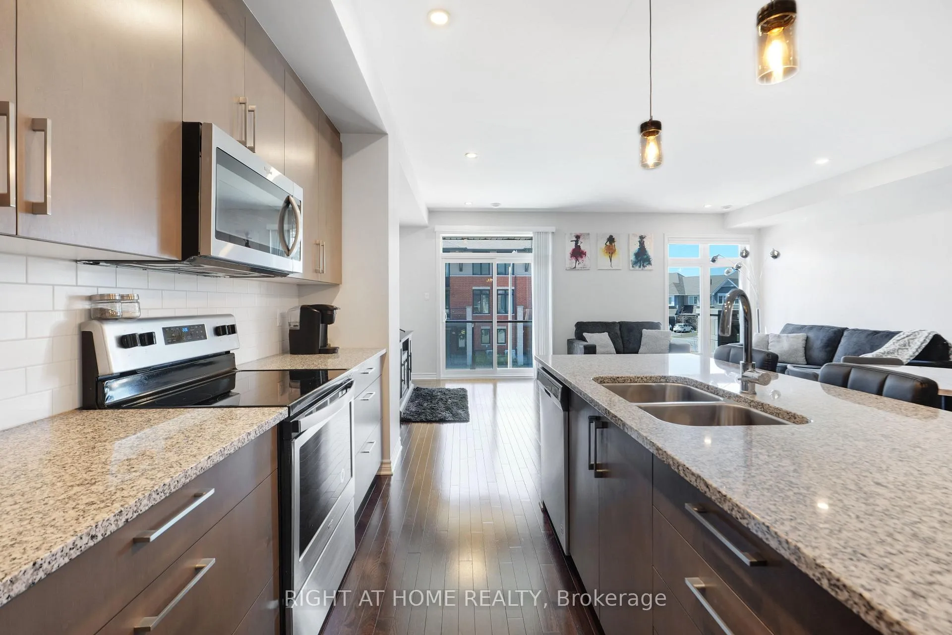 Photo 16 of 554 Labrador Crescent, Ottawa, Blossom Park/Kemp Park/Findlay Creek — HOMEH