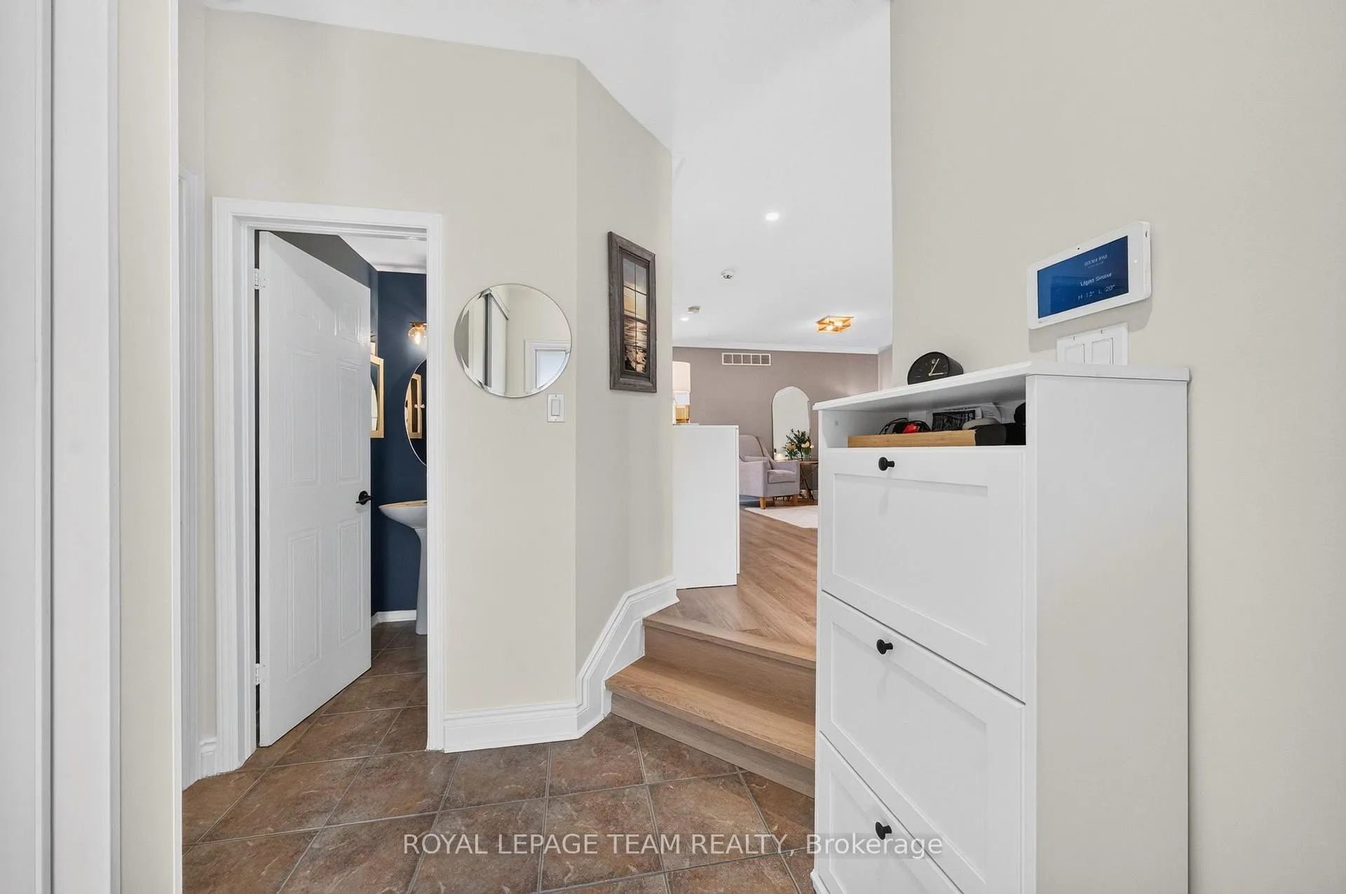 Photo 10 of 191 Windhurst Drive, Ottawa, Barrhaven East — HOMEH