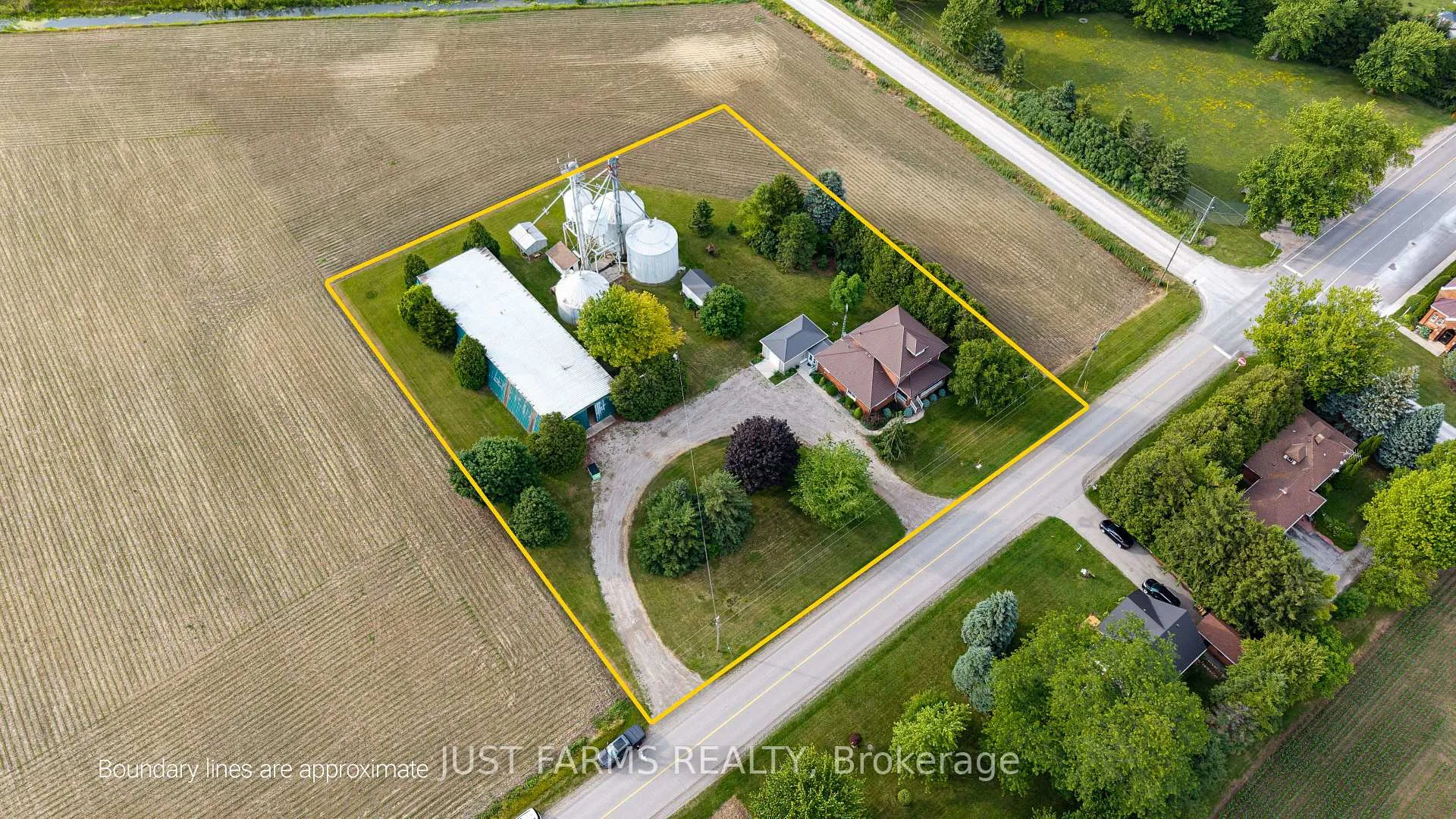 Photo 1 of 8297 St. Andrew's Line, Chatham-Kent, Dover — HOMEH