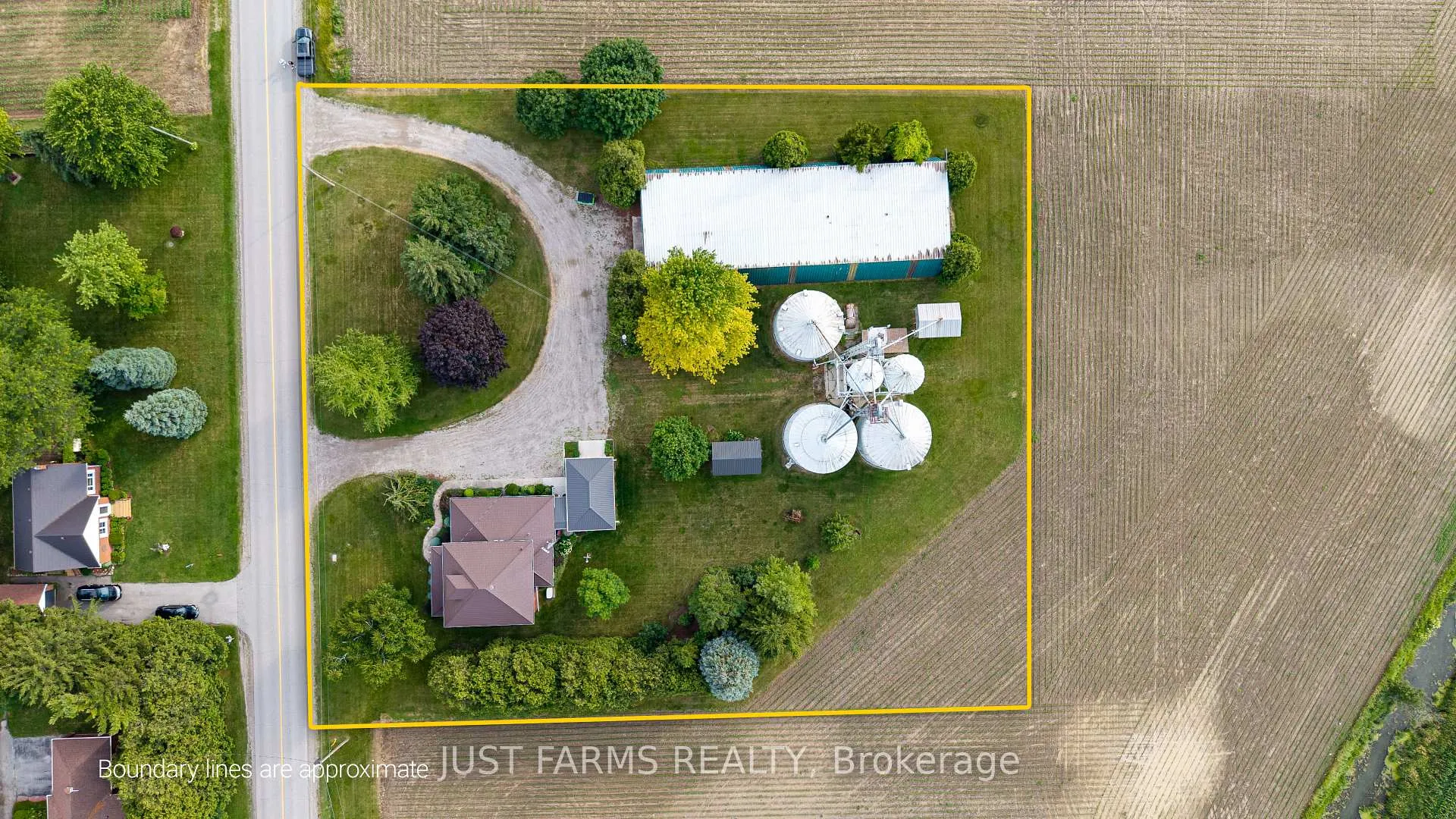 Photo 2 of 8297 St. Andrew's Line, Chatham-Kent, Dover — HOMEH