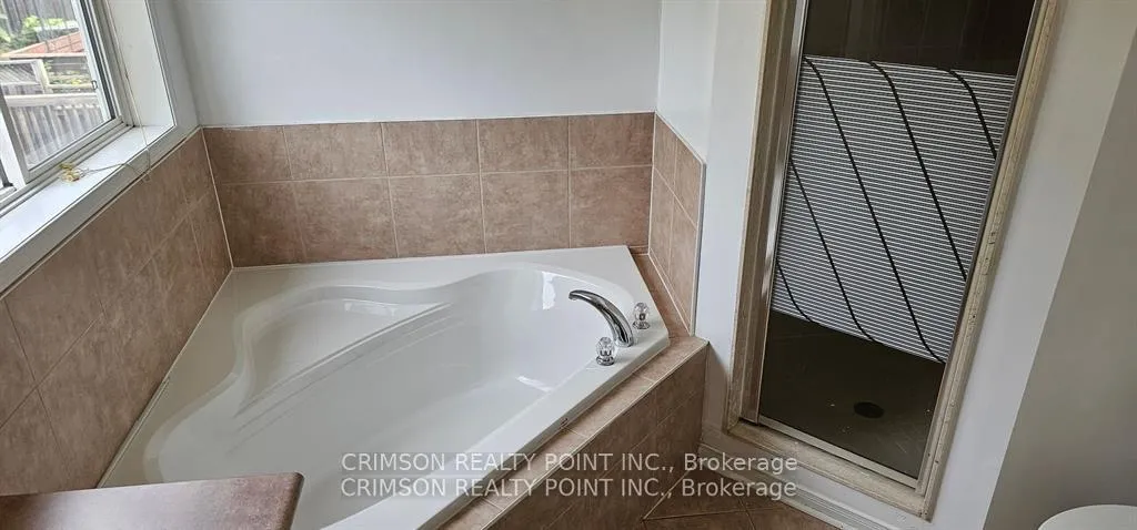 Photo 25 of 1299 Ashgrove Crescent, Oshawa, Pinecrest — HOMEH