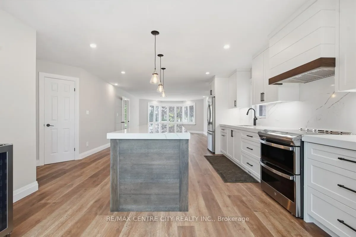 Photo 14 of 22 Ilderbrook Circle, Middlesex Centre, Ilderton — HOMEH