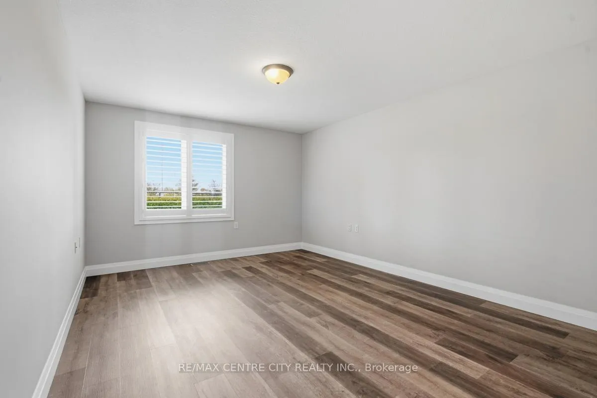 Photo 19 of 22 Ilderbrook Circle, Middlesex Centre, Ilderton — HOMEH