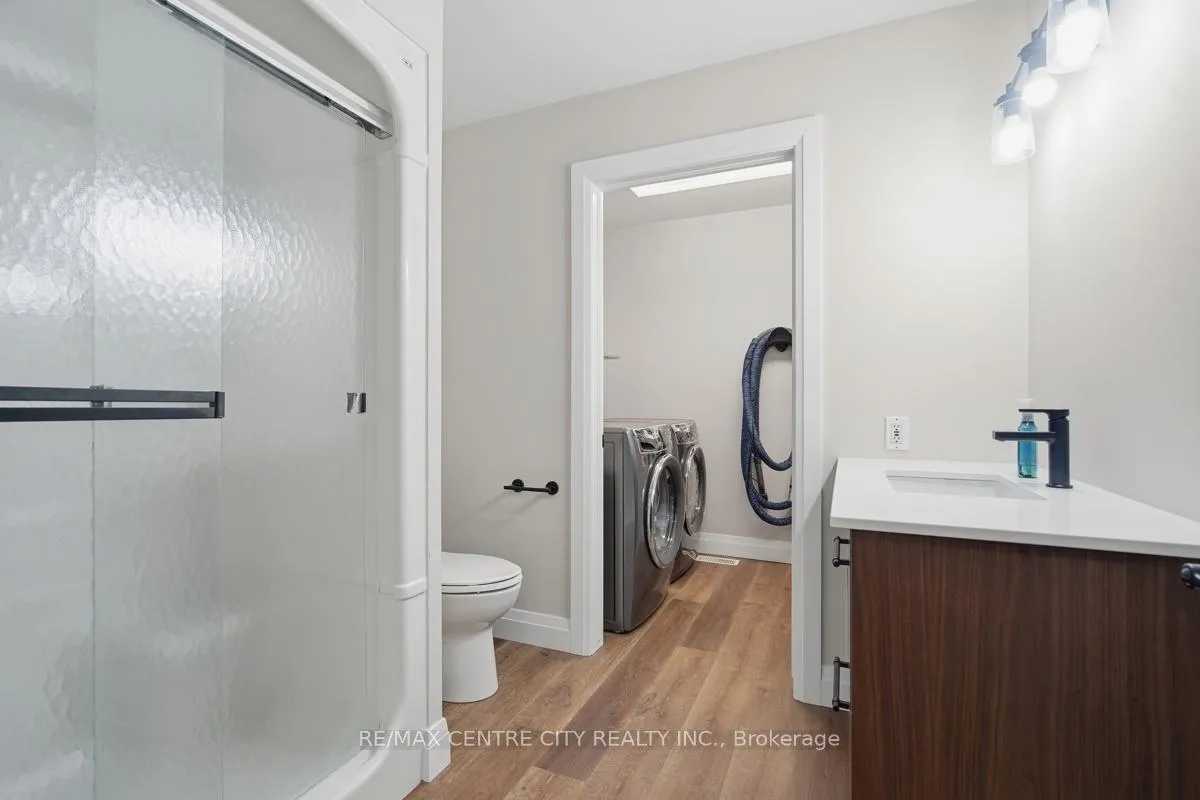 Photo 26 of 22 Ilderbrook Circle, Middlesex Centre, Ilderton — HOMEH