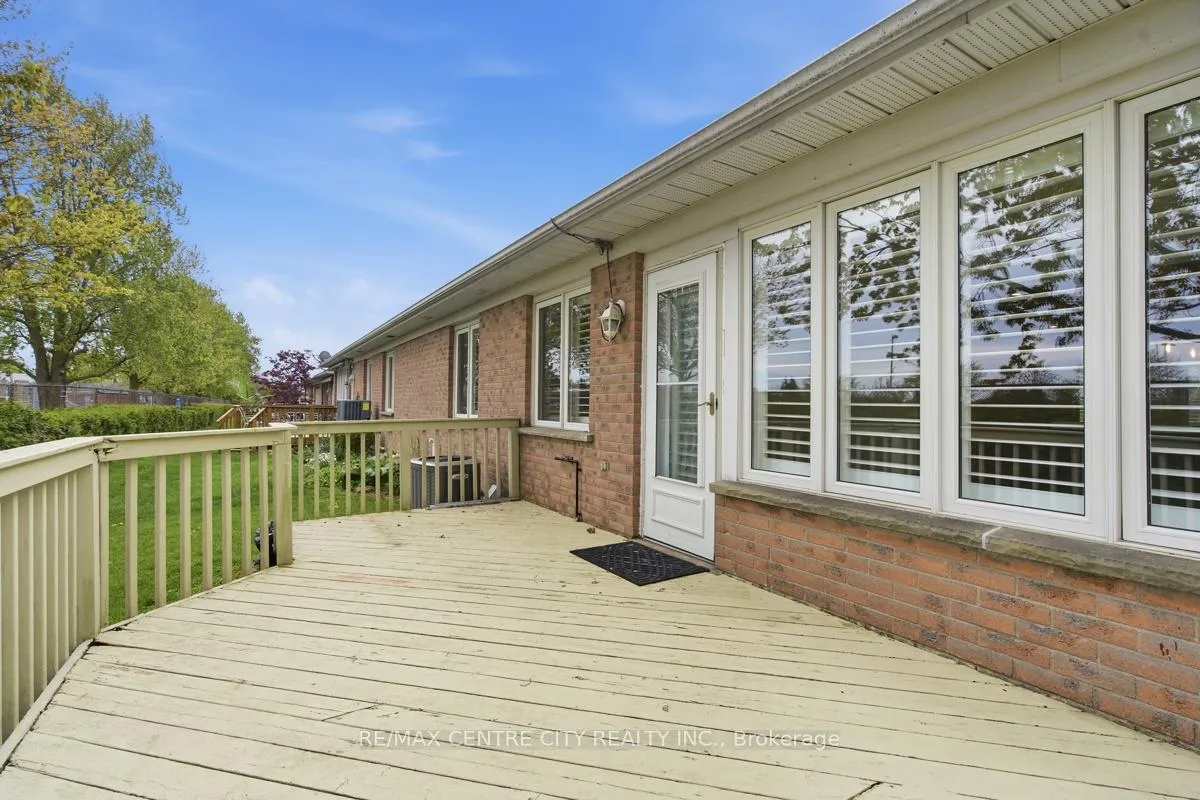 Photo 35 of 22 Ilderbrook Circle, Middlesex Centre, Ilderton — HOMEH