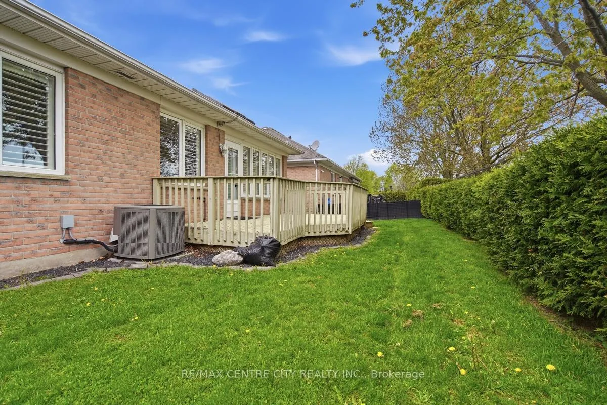 Photo 37 of 22 Ilderbrook Circle, Middlesex Centre, Ilderton — HOMEH