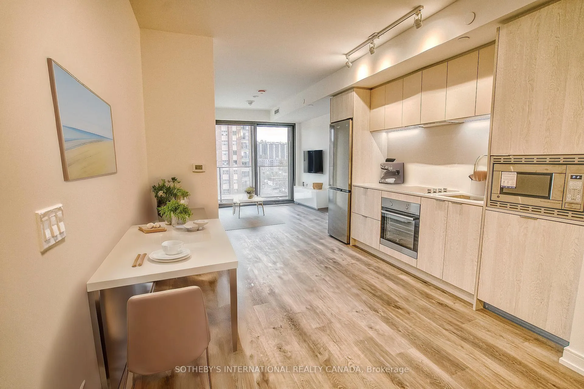 Photo 4 of Unit 805, 1 Jarvis Street, Hamilton, Beasley — HOMEH