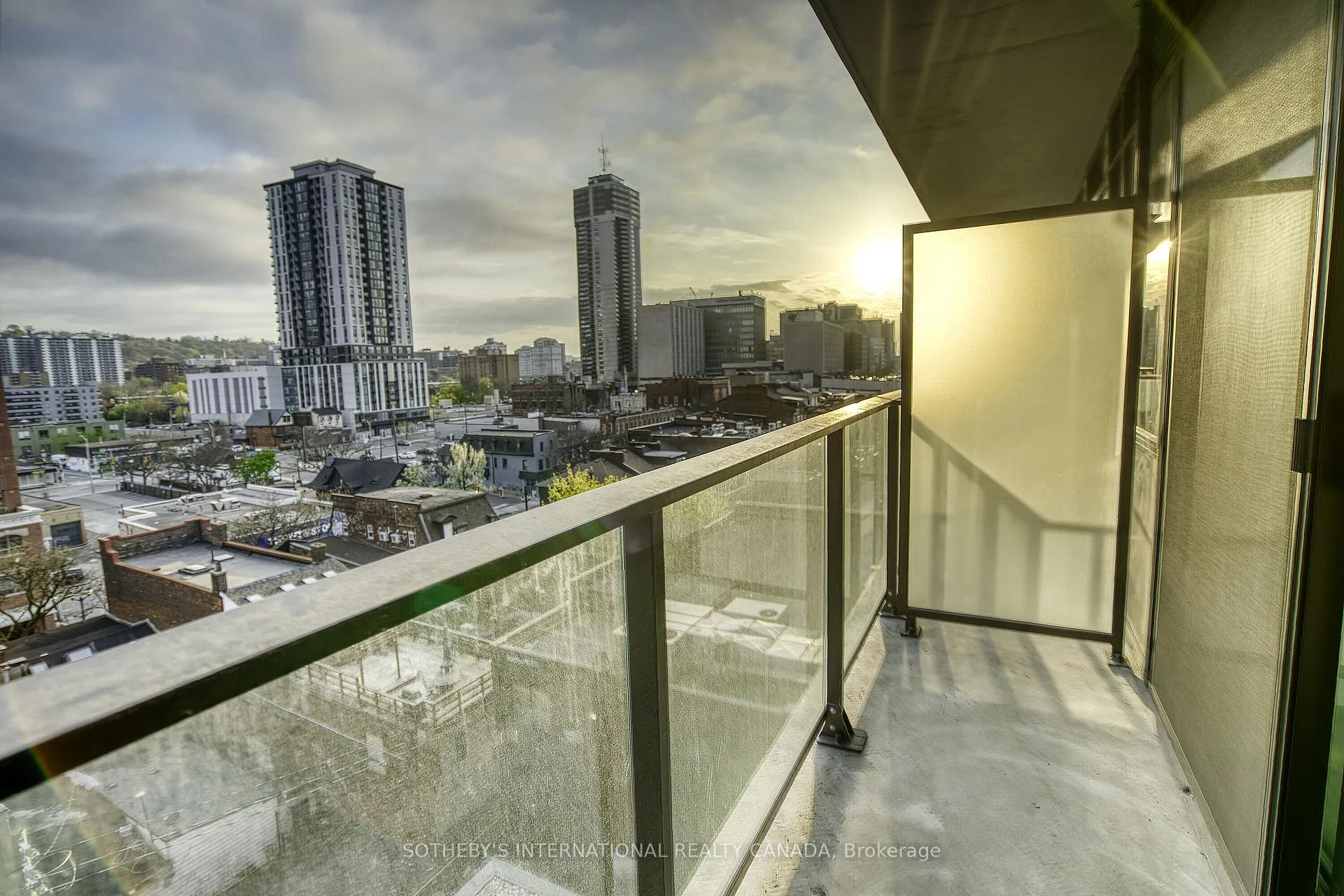 Photo 14 of Unit 805, 1 Jarvis Street, Hamilton, Beasley — HOMEH
