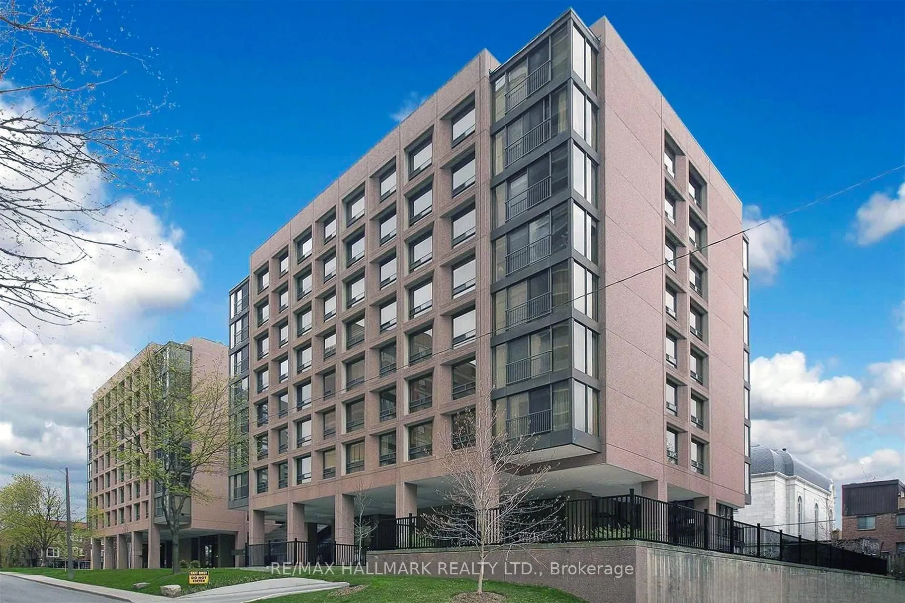 Photo 1 of Unit Ph10, 447 Walmer Road, Toronto, Forest Hill South — HOMEH