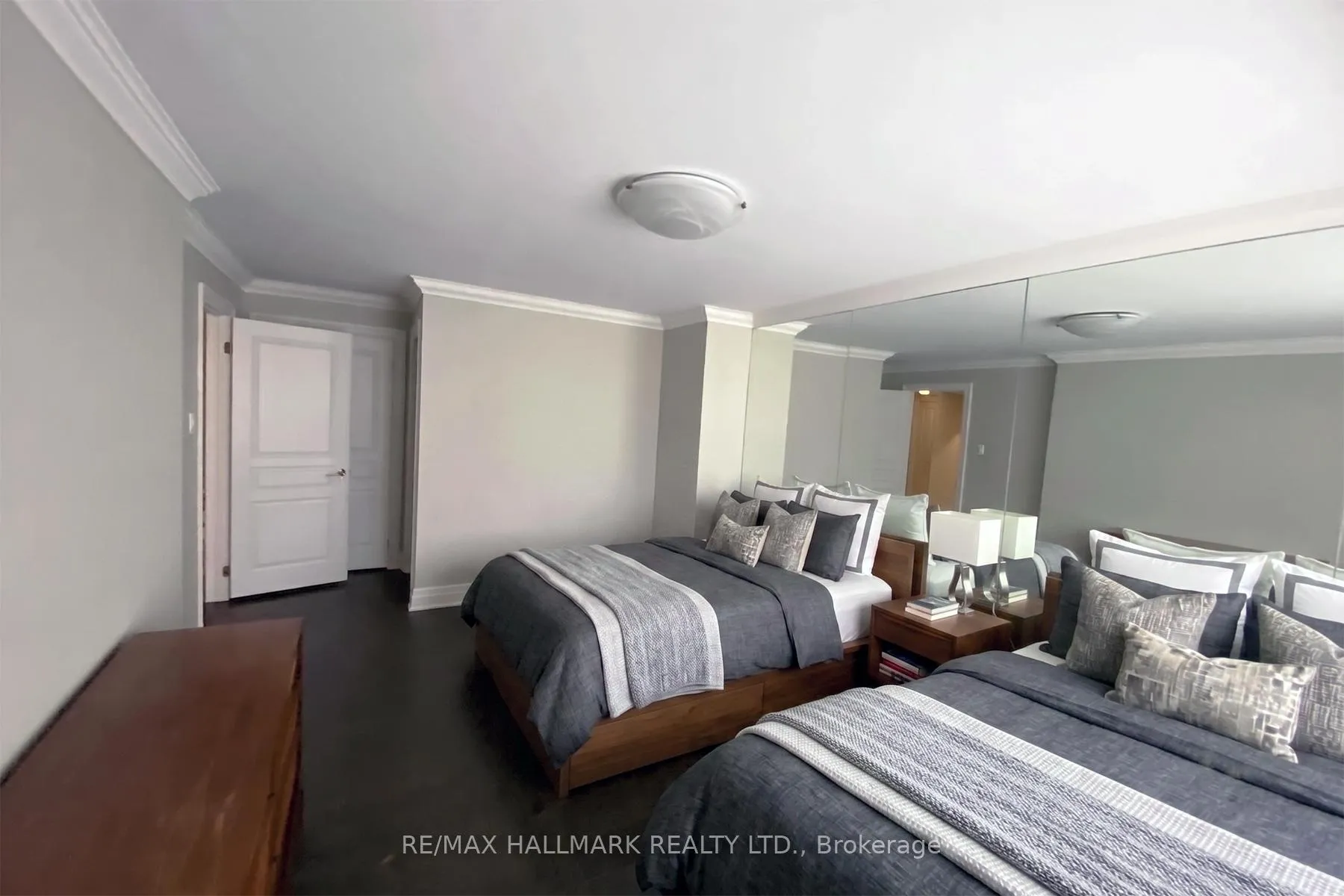 Photo 10 of Unit Ph10, 447 Walmer Road, Toronto, Forest Hill South — HOMEH