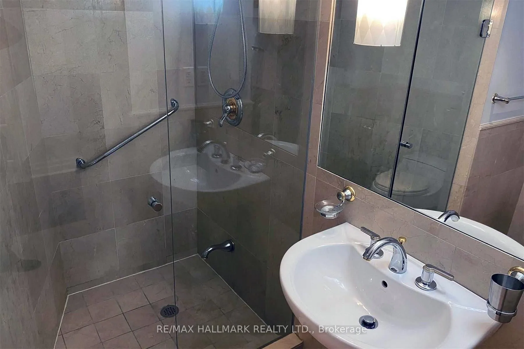Photo 12 of Unit Ph10, 447 Walmer Road, Toronto, Forest Hill South — HOMEH