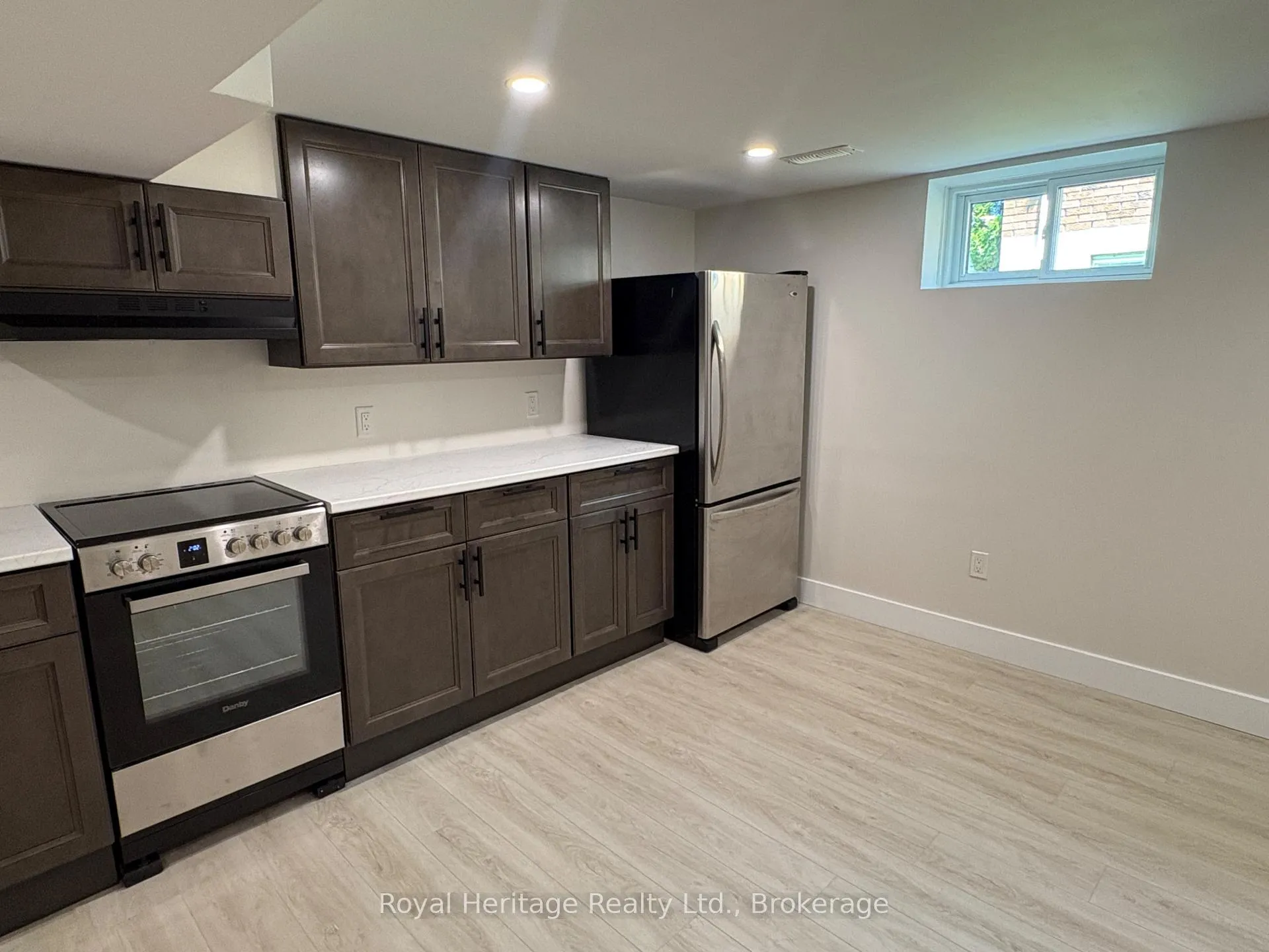 Photo 4 of Unit Bsmt, 499 Braidwood Avenue, Peterborough, Otonabee Ward 1 — HOMEH