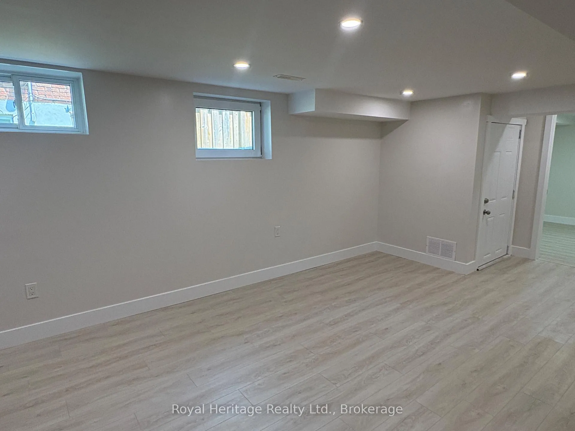 Photo 5 of Unit Bsmt, 499 Braidwood Avenue, Peterborough, Otonabee Ward 1 — HOMEH