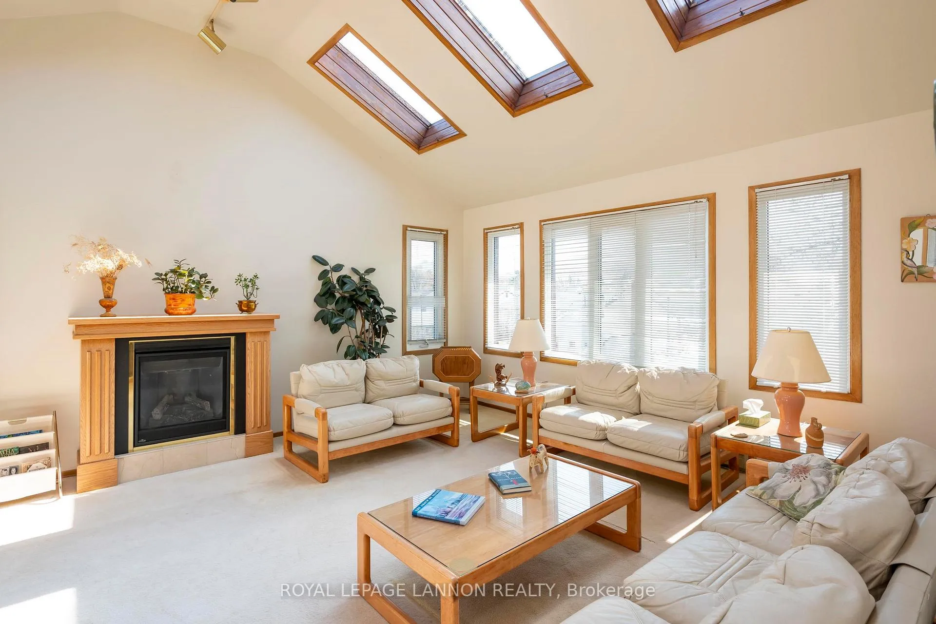 Photo 9 of 231 Alder Avenue, Thunder Bay, Forest Park — HOMEH