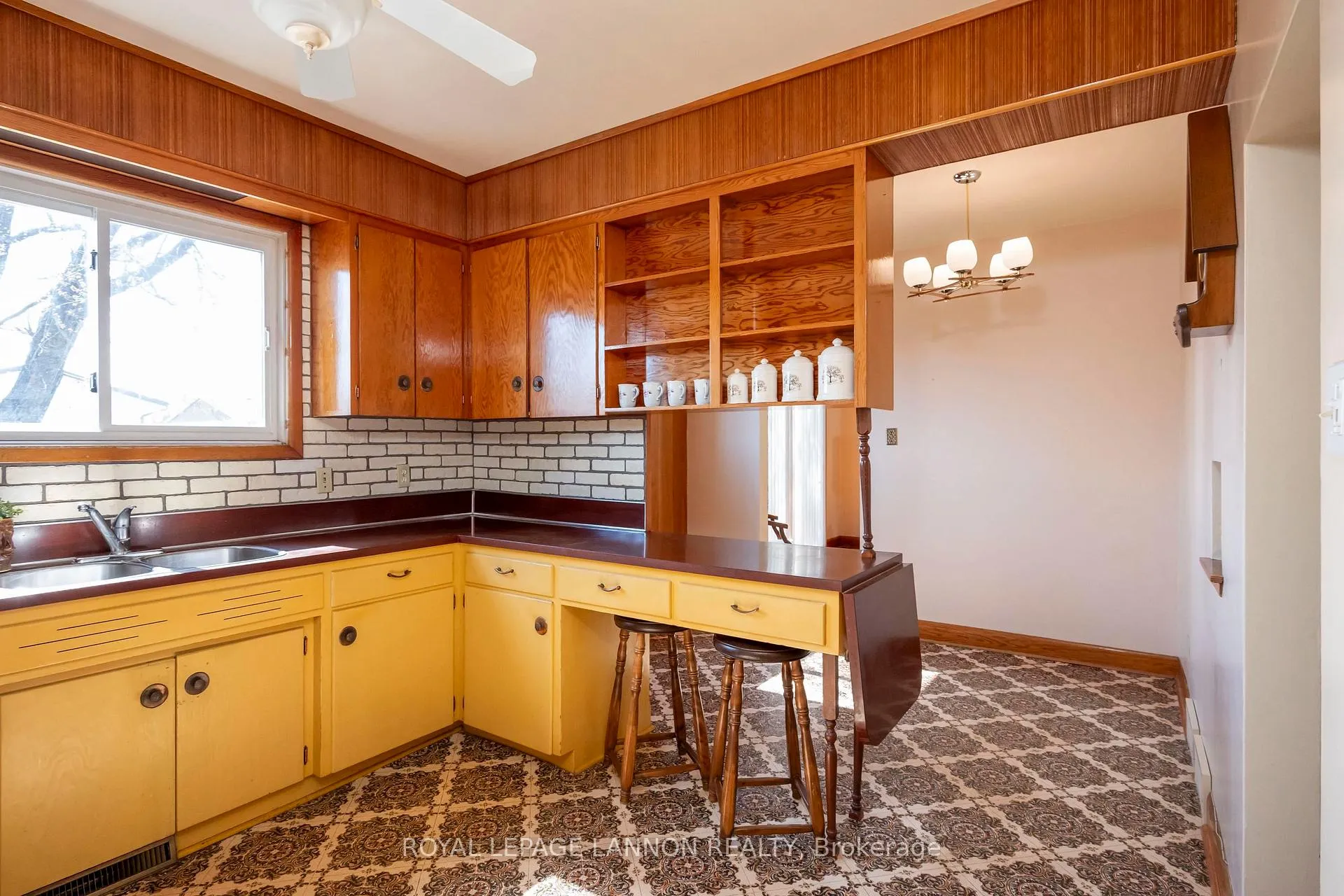Photo 18 of 231 Alder Avenue, Thunder Bay, Forest Park — HOMEH